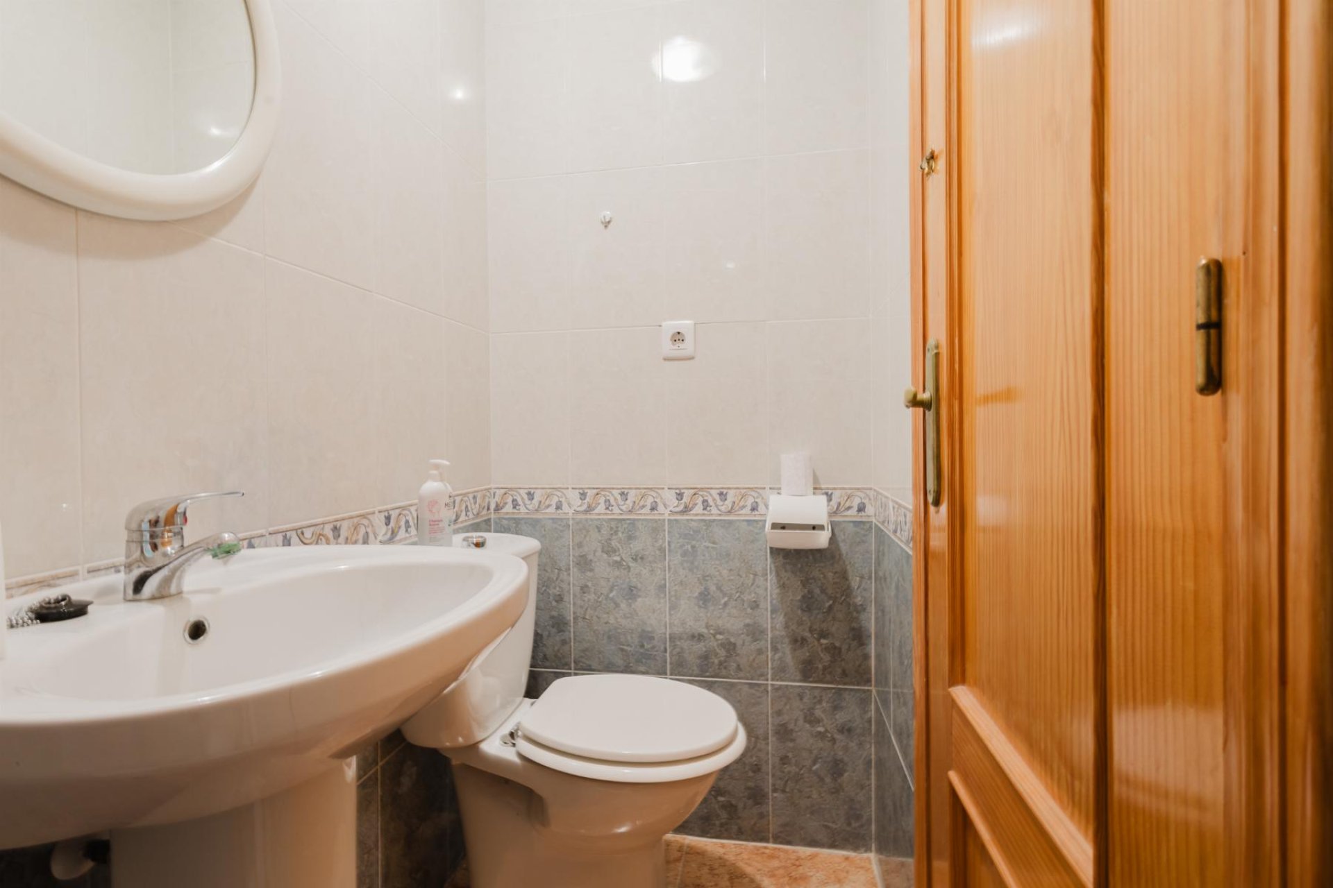 Resale - Apartment -
Torrevieja - Playa del Acequión