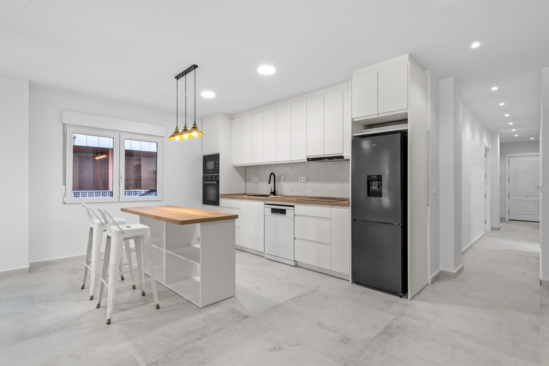 Resale - Apartment -
Torrevieja - Playa del Acequión