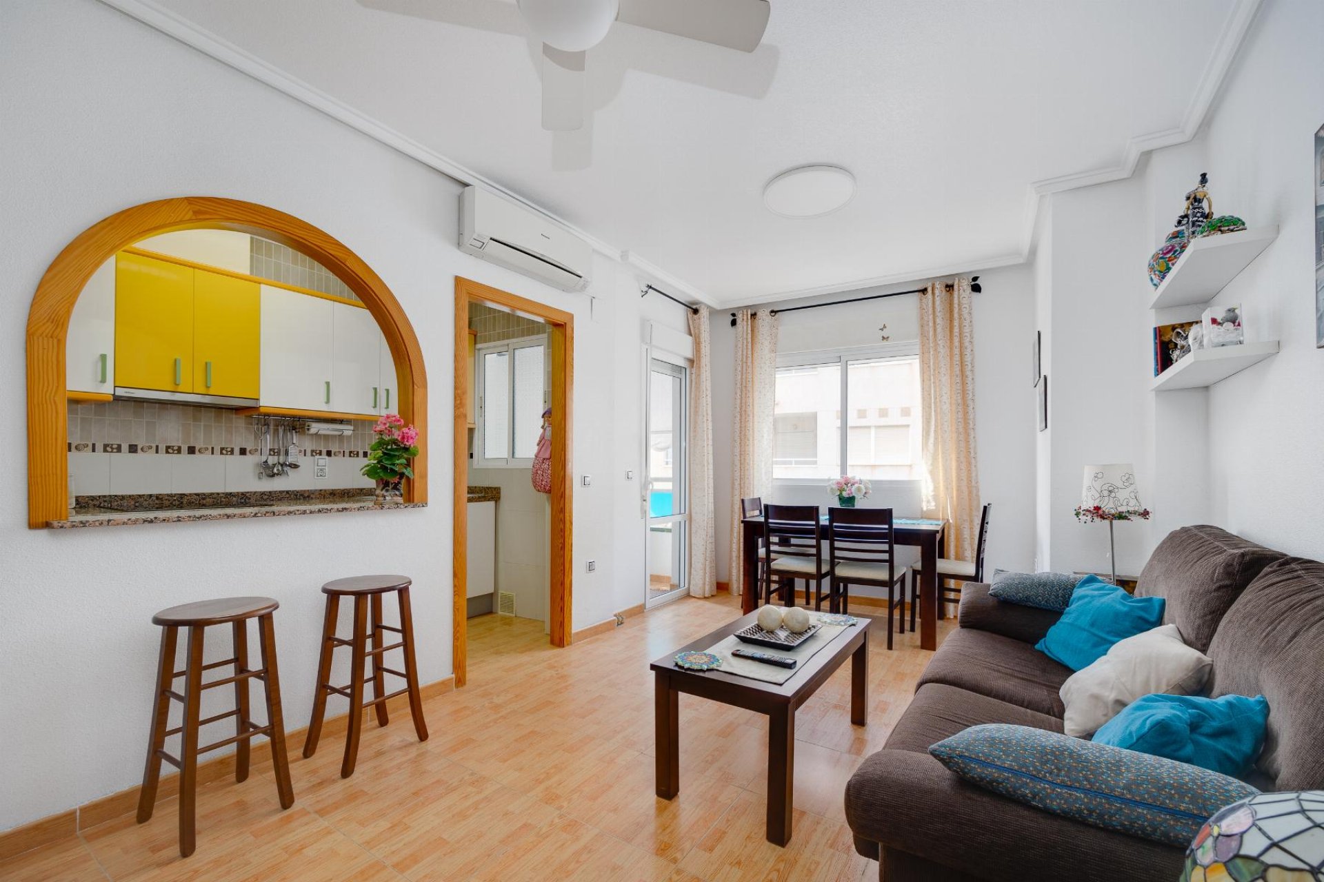 Resale - Apartment -
Torrevieja - Playa del Acequión