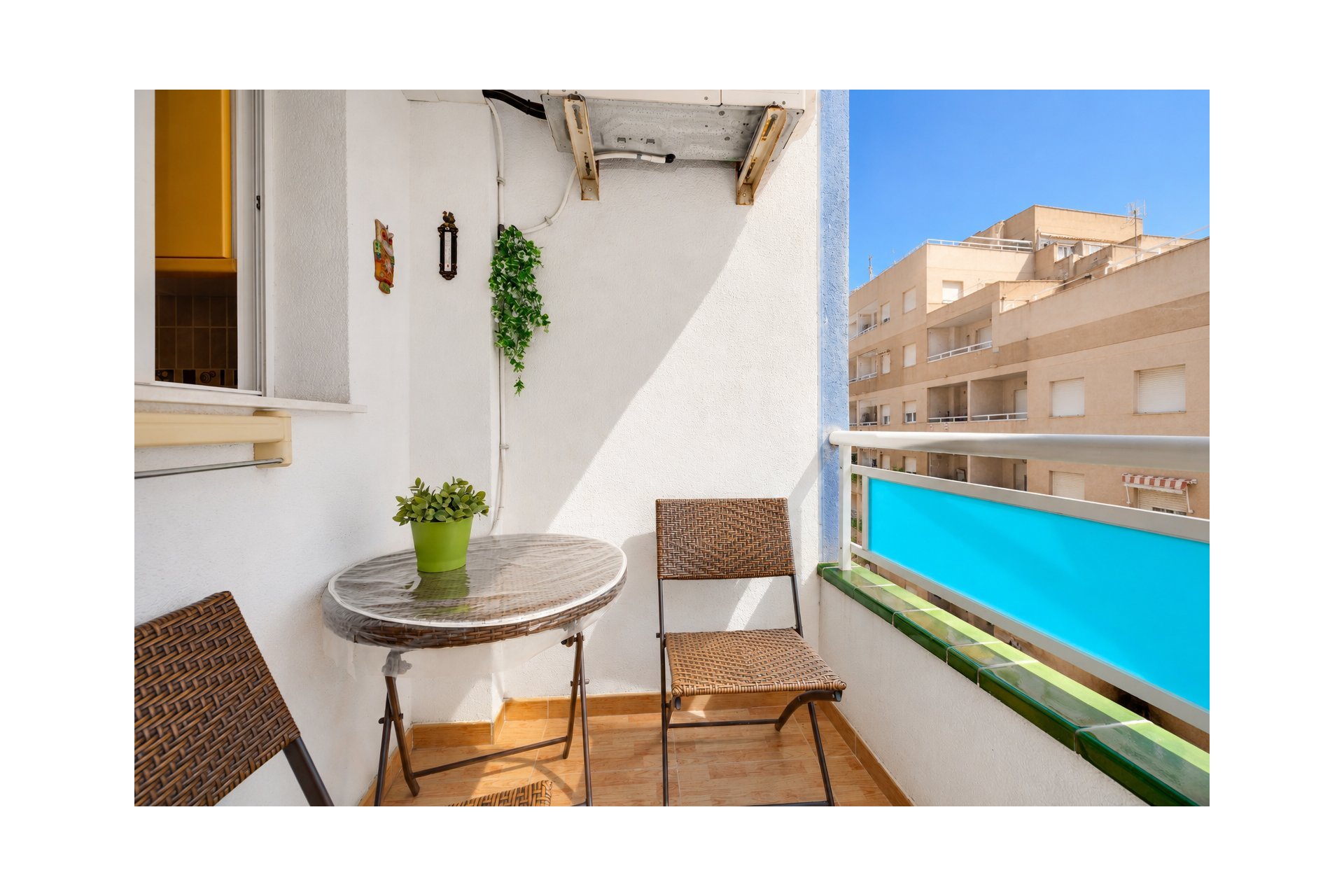 Resale - Apartment -
Torrevieja - Playa del Acequión