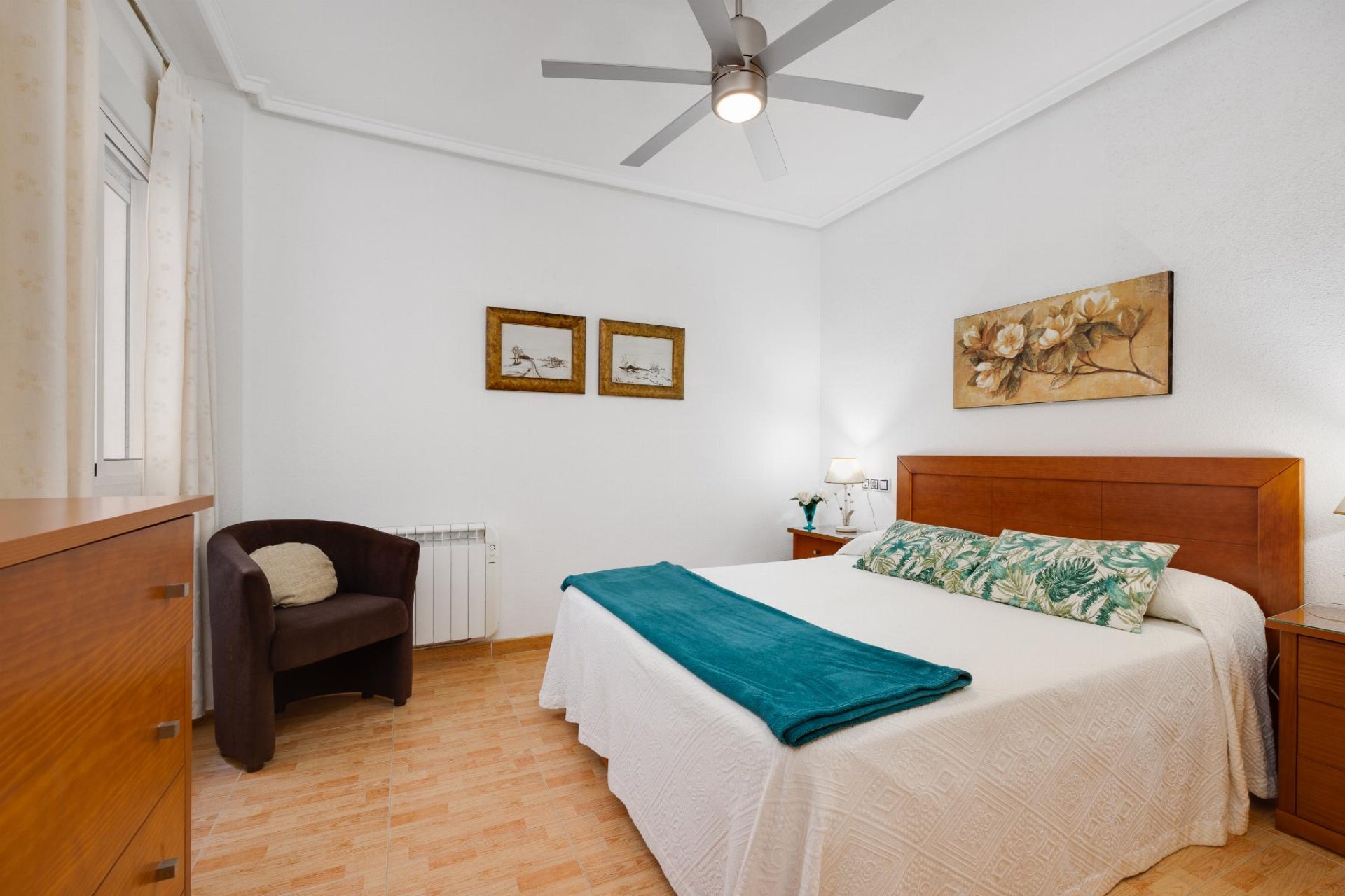 Resale - Apartment -
Torrevieja - Playa del Acequión