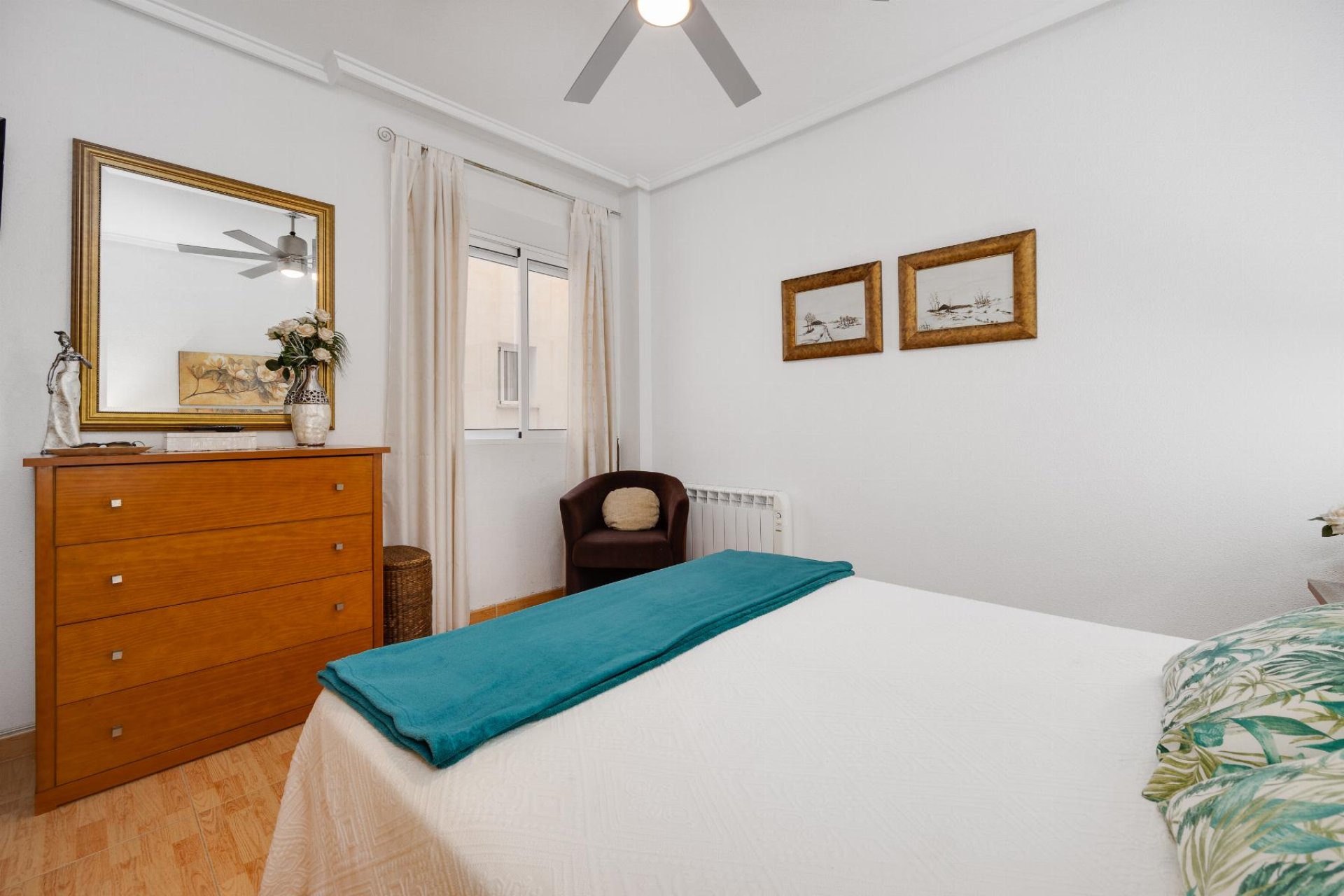 Resale - Apartment -
Torrevieja - Playa del Acequión