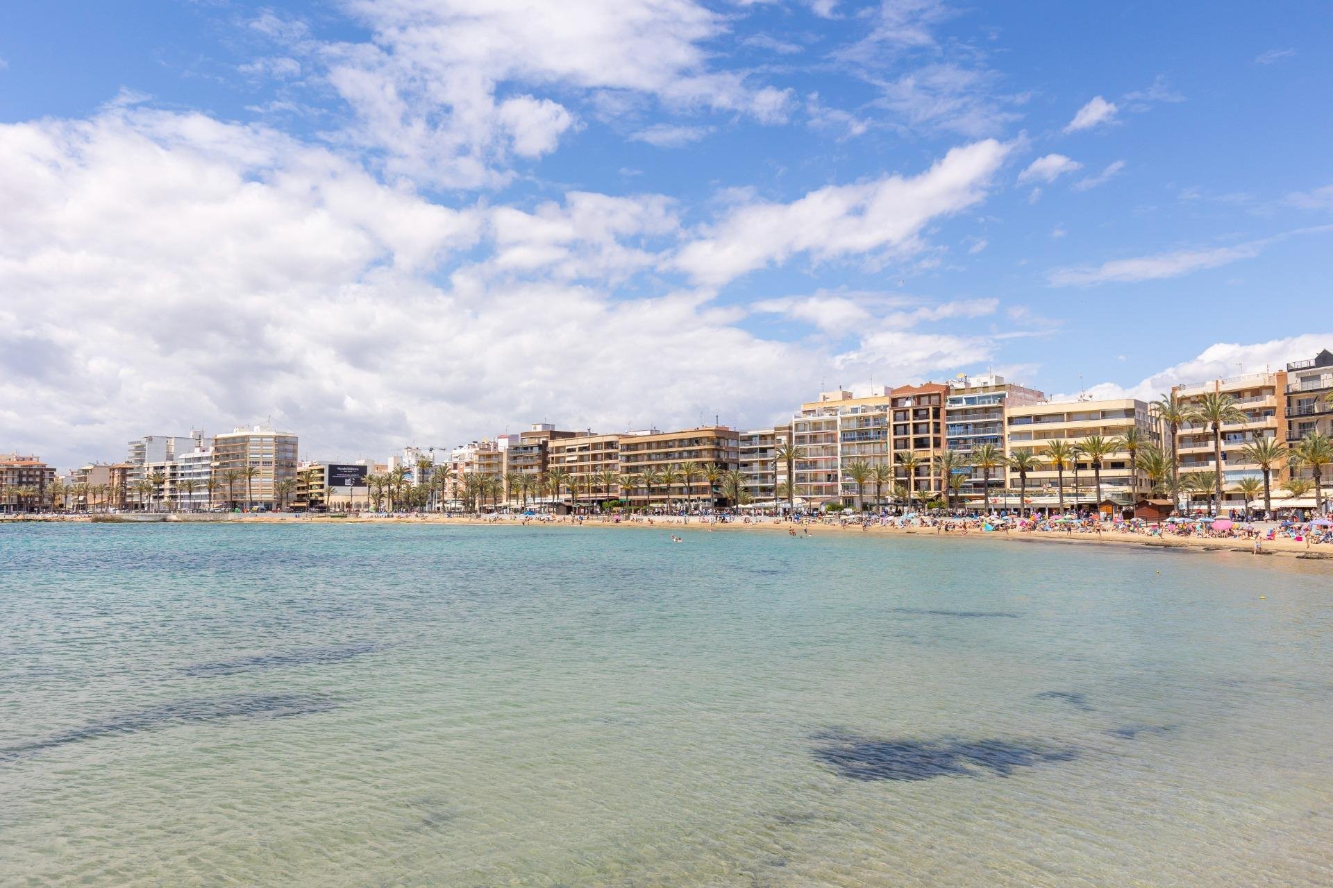 Resale - Apartment -
Torrevieja - Playa del Cura