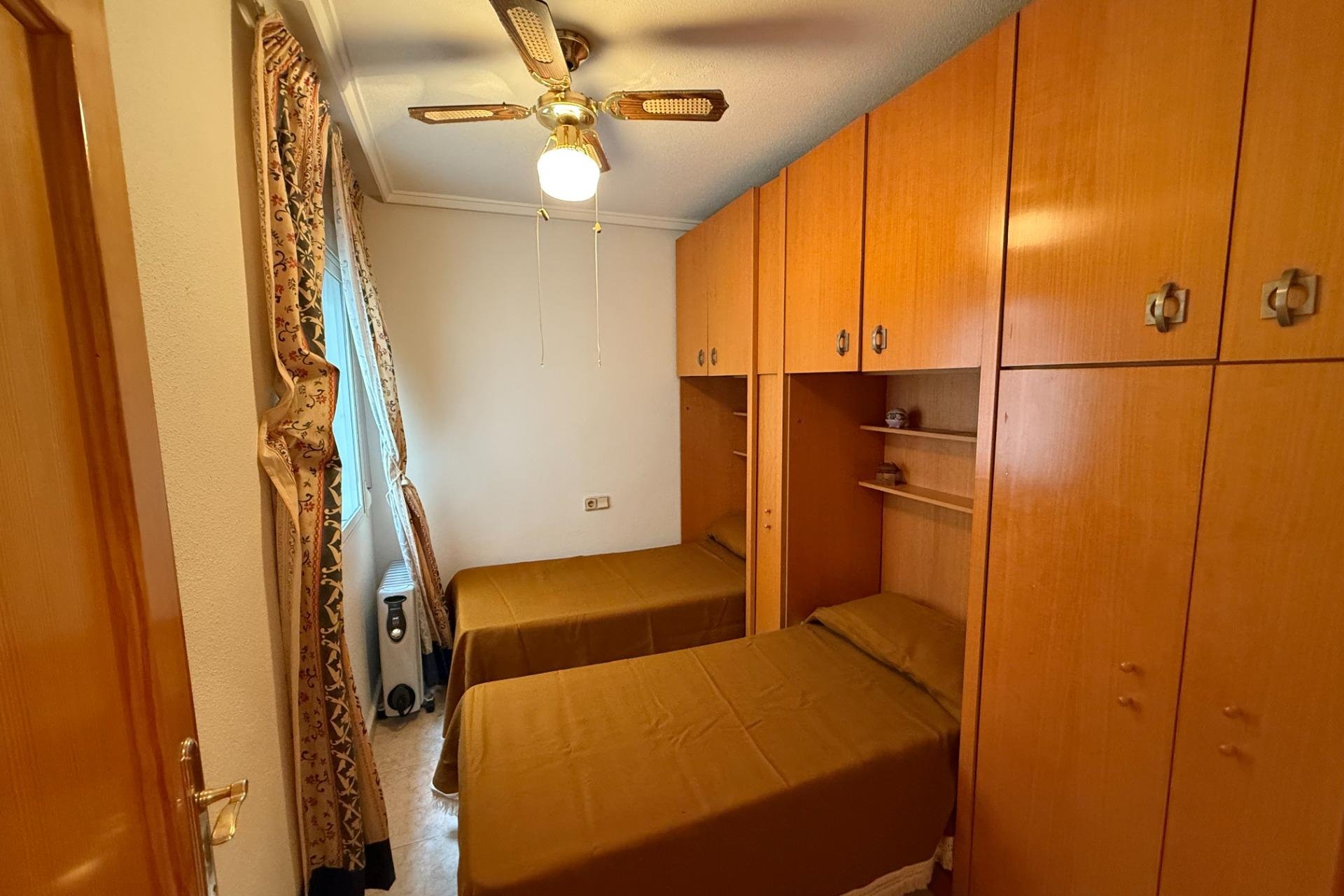 Resale - Apartment -
Torrevieja - Playa del Cura