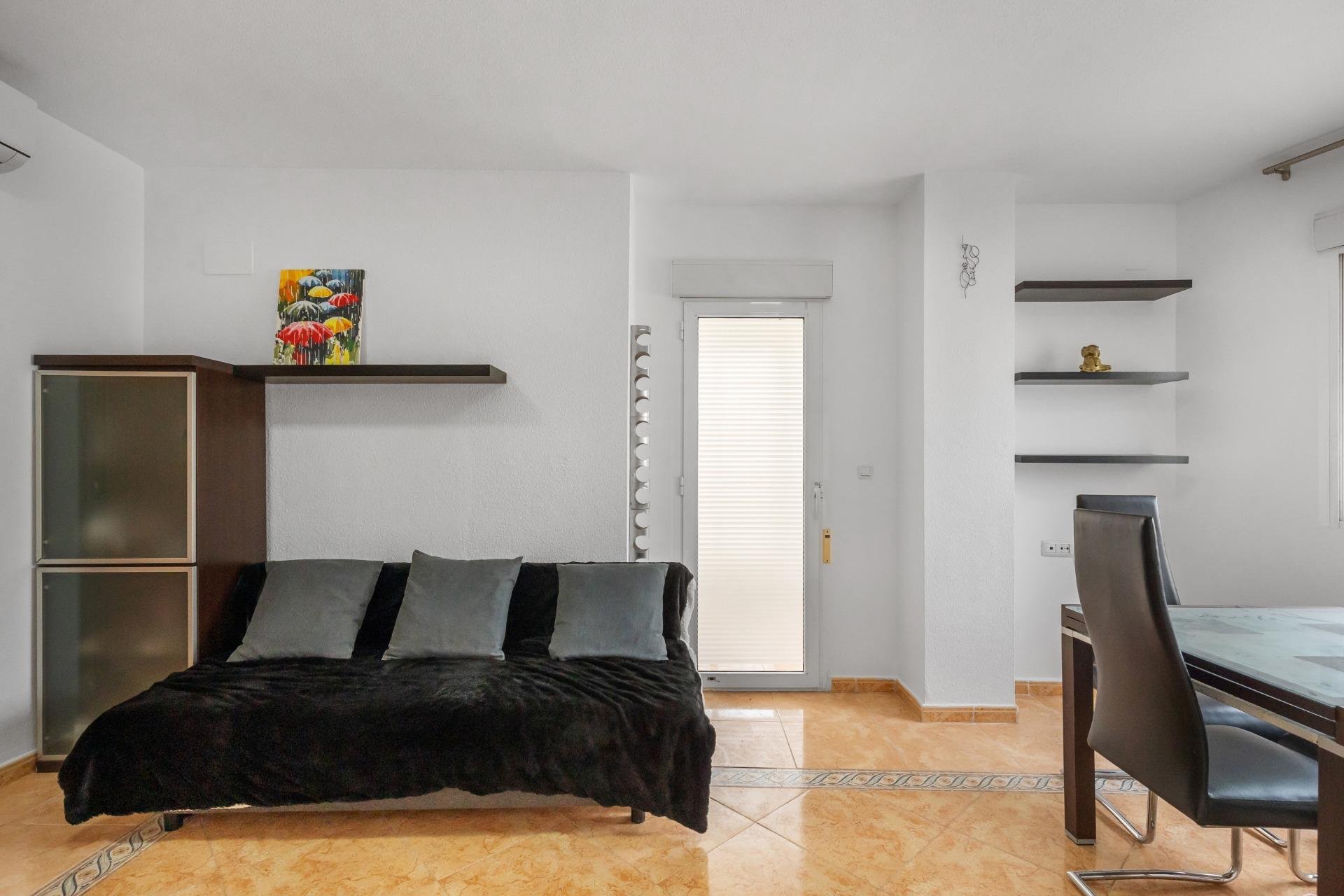Resale - Apartment -
Torrevieja - Playa del Cura