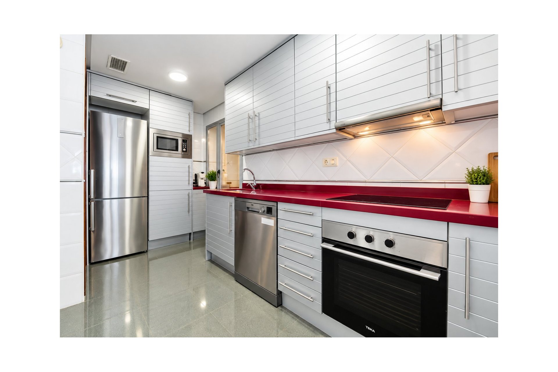Resale - Apartment -
Torrevieja - Playa del Cura