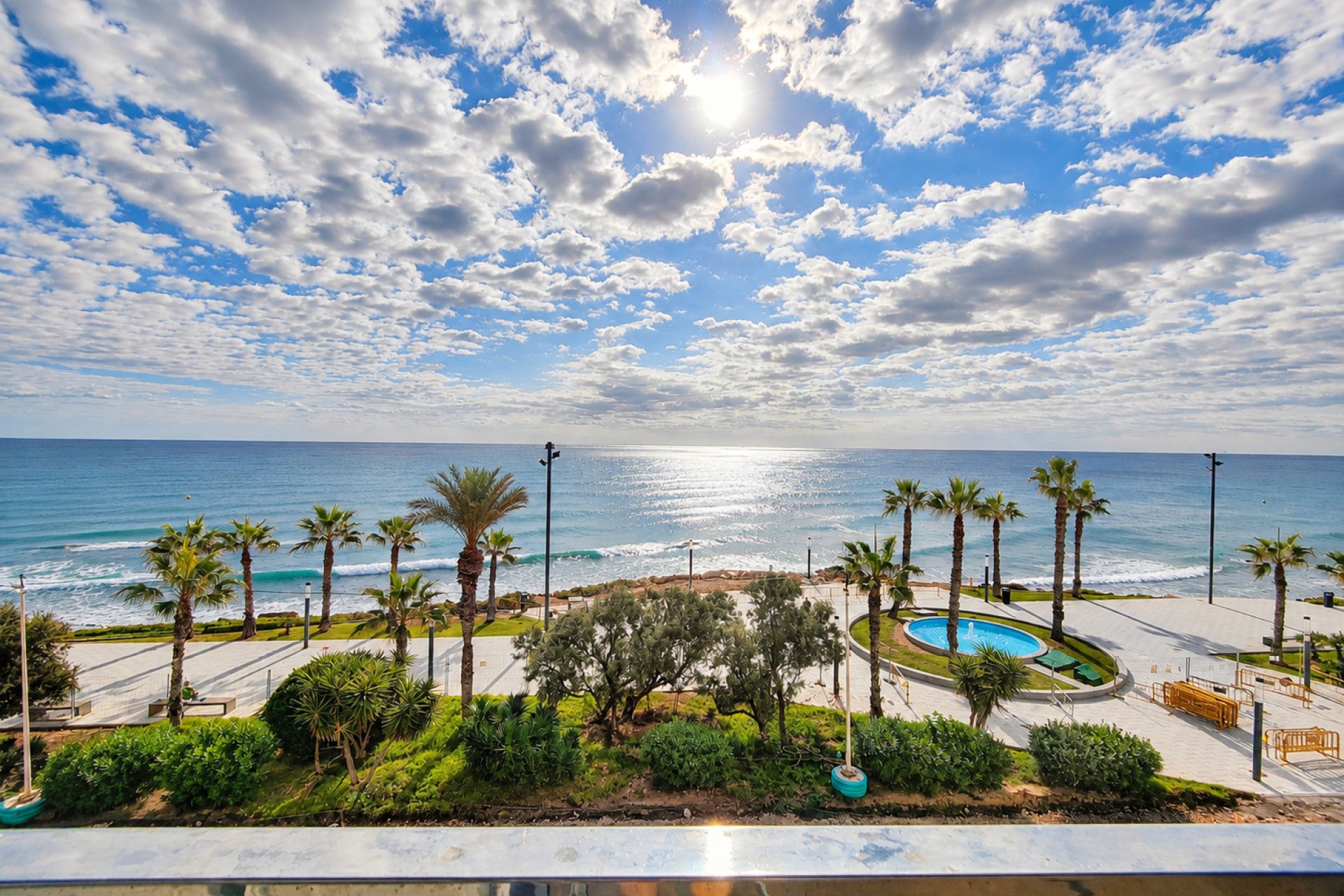 Resale - Apartment -
Torrevieja - Playa del Cura
