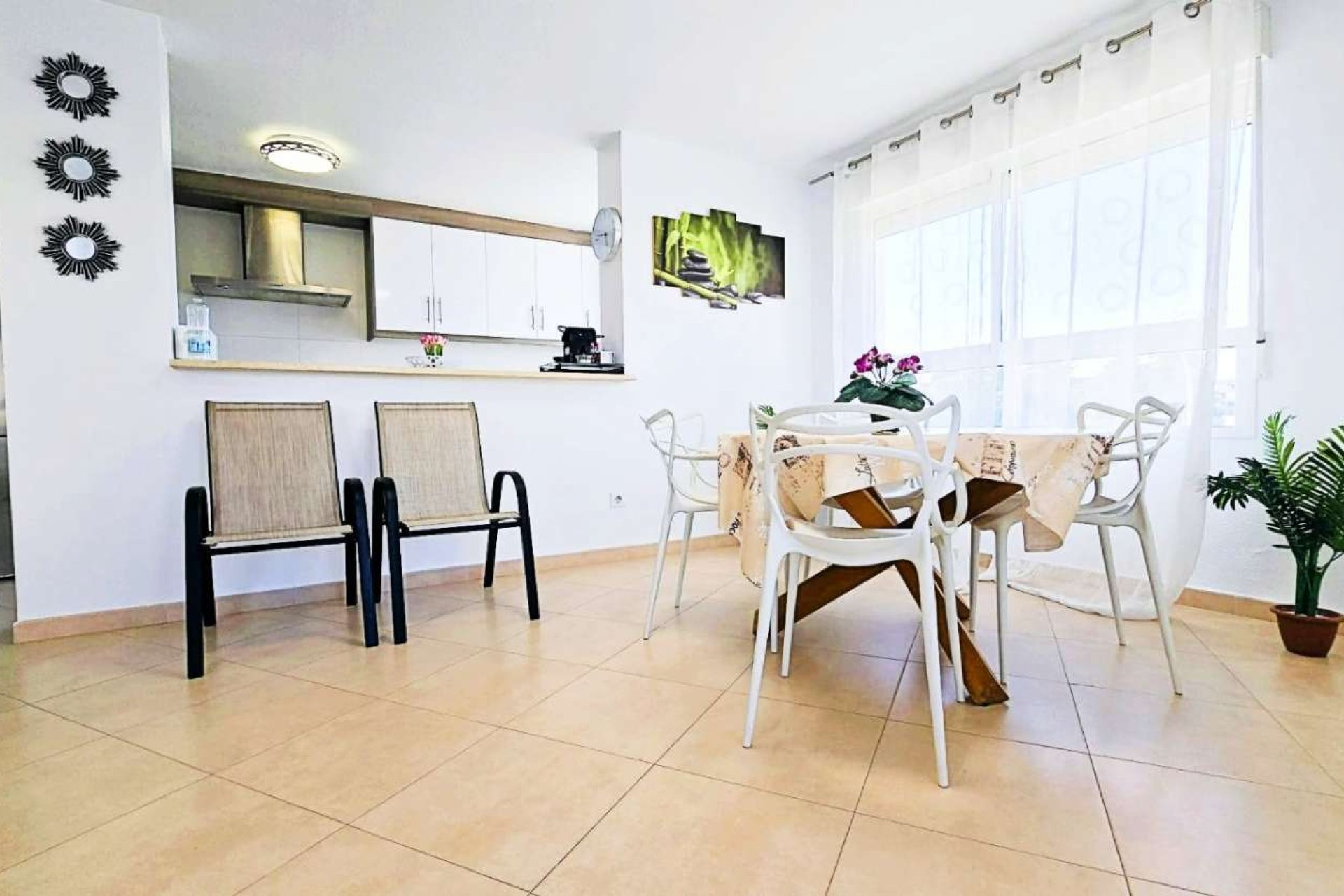 Resale - Apartment -
Torrevieja - Puerto Deportivo