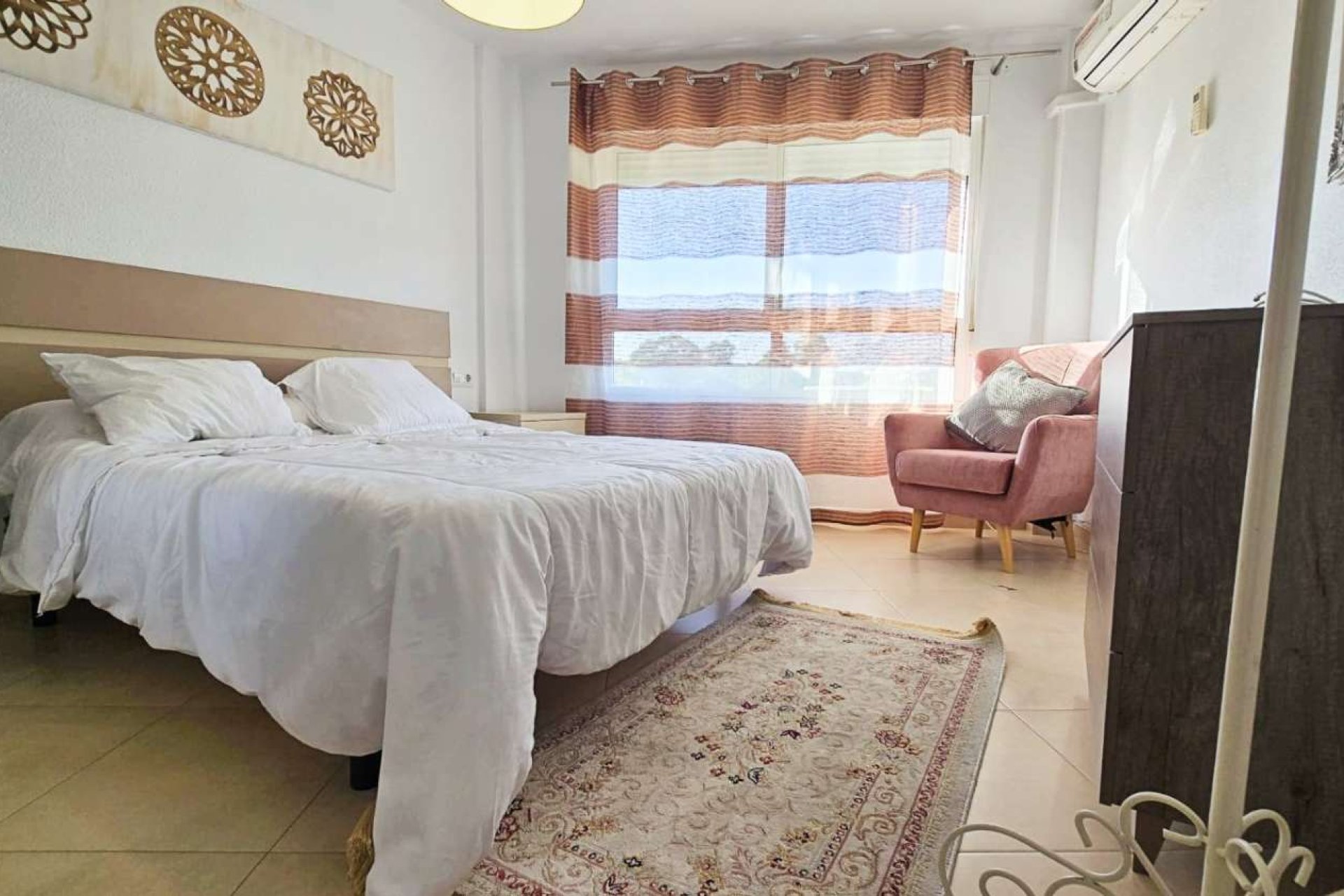 Resale - Apartment -
Torrevieja - Puerto Deportivo