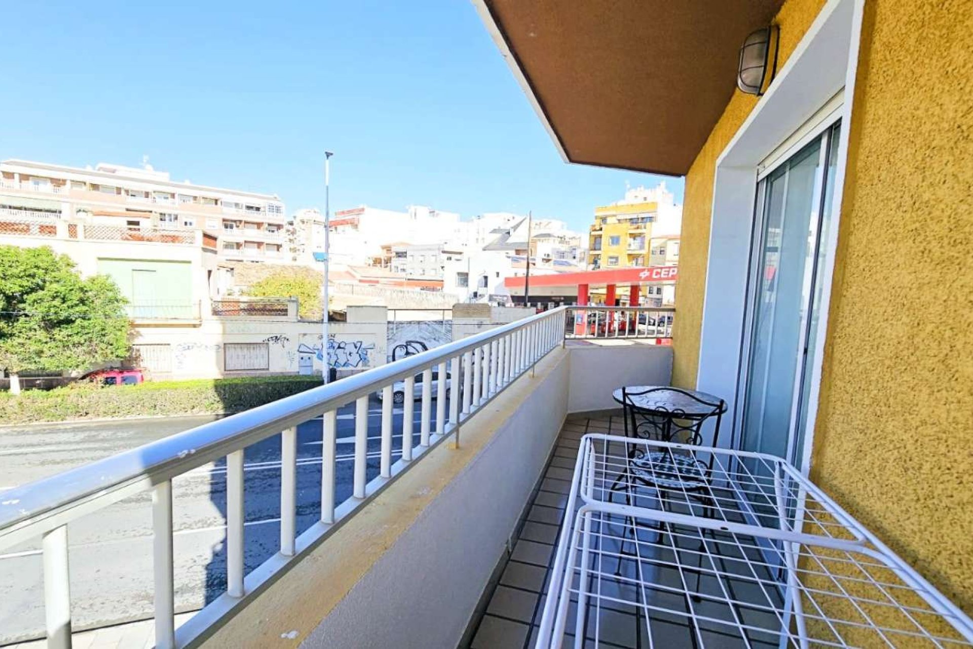 Resale - Apartment -
Torrevieja - Puerto Deportivo