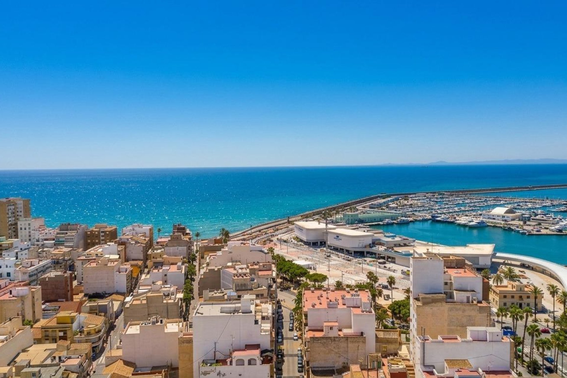 Resale - Apartment -
Torrevieja - Puerto Deportivo