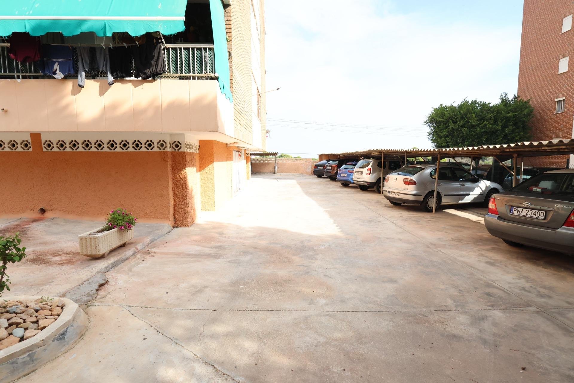 Resale - Apartment -
Torrevieja - Punta Prima