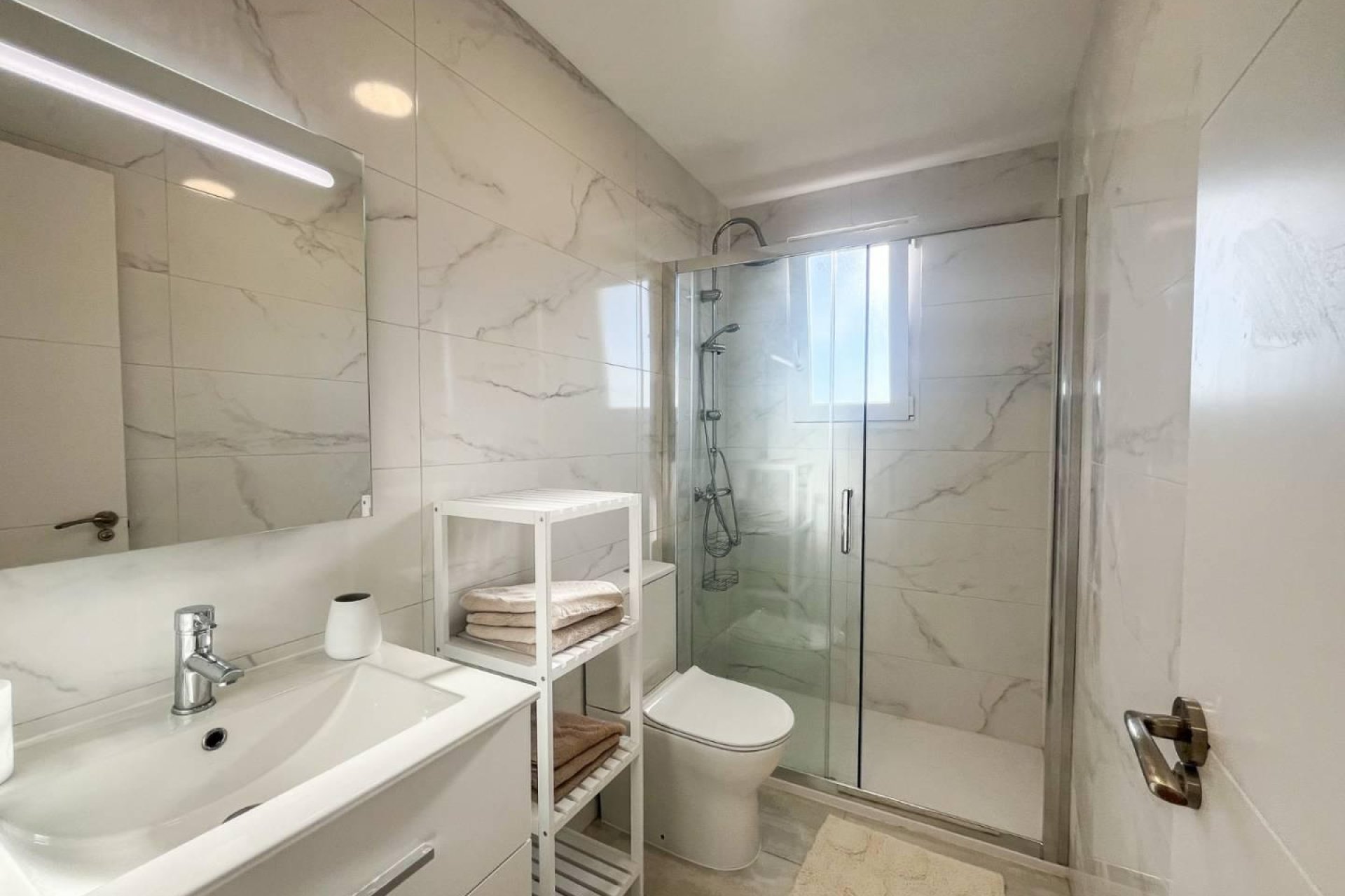 Resale - Apartment -
Torrevieja - Punta Prima