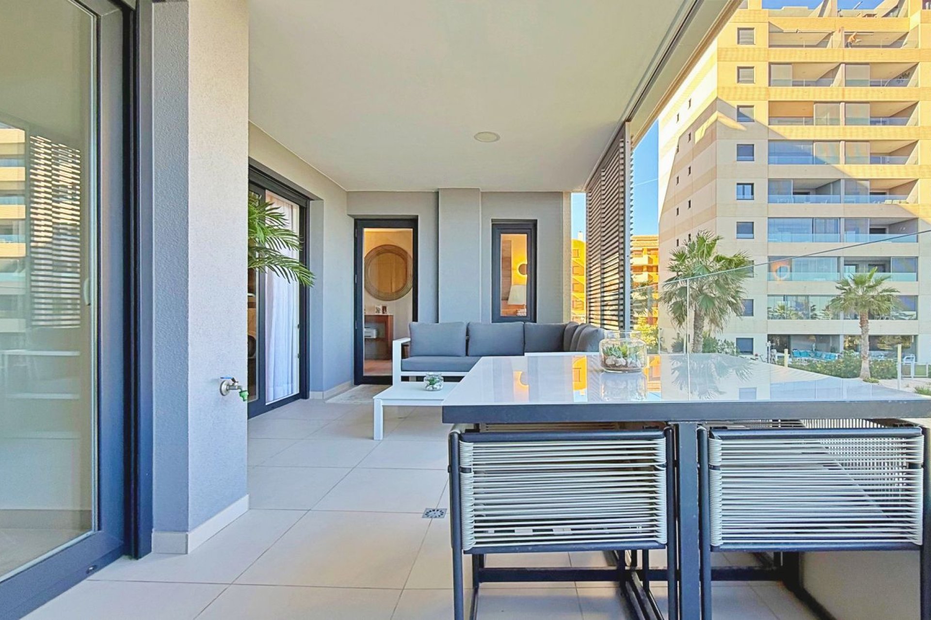 Resale - Apartment -
Torrevieja - Punta Prima