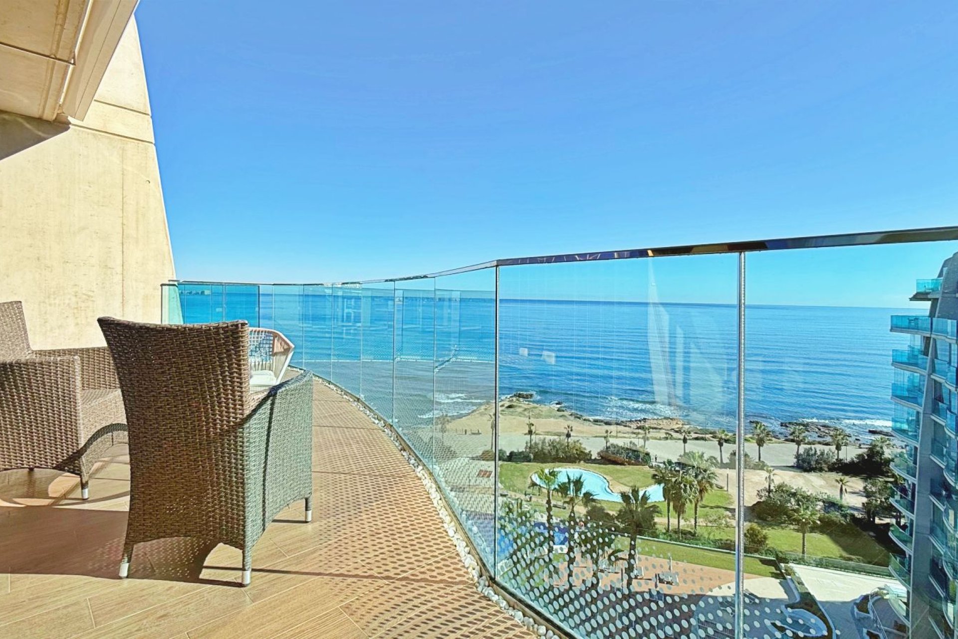 Resale - Apartment -
Torrevieja - Punta Prima