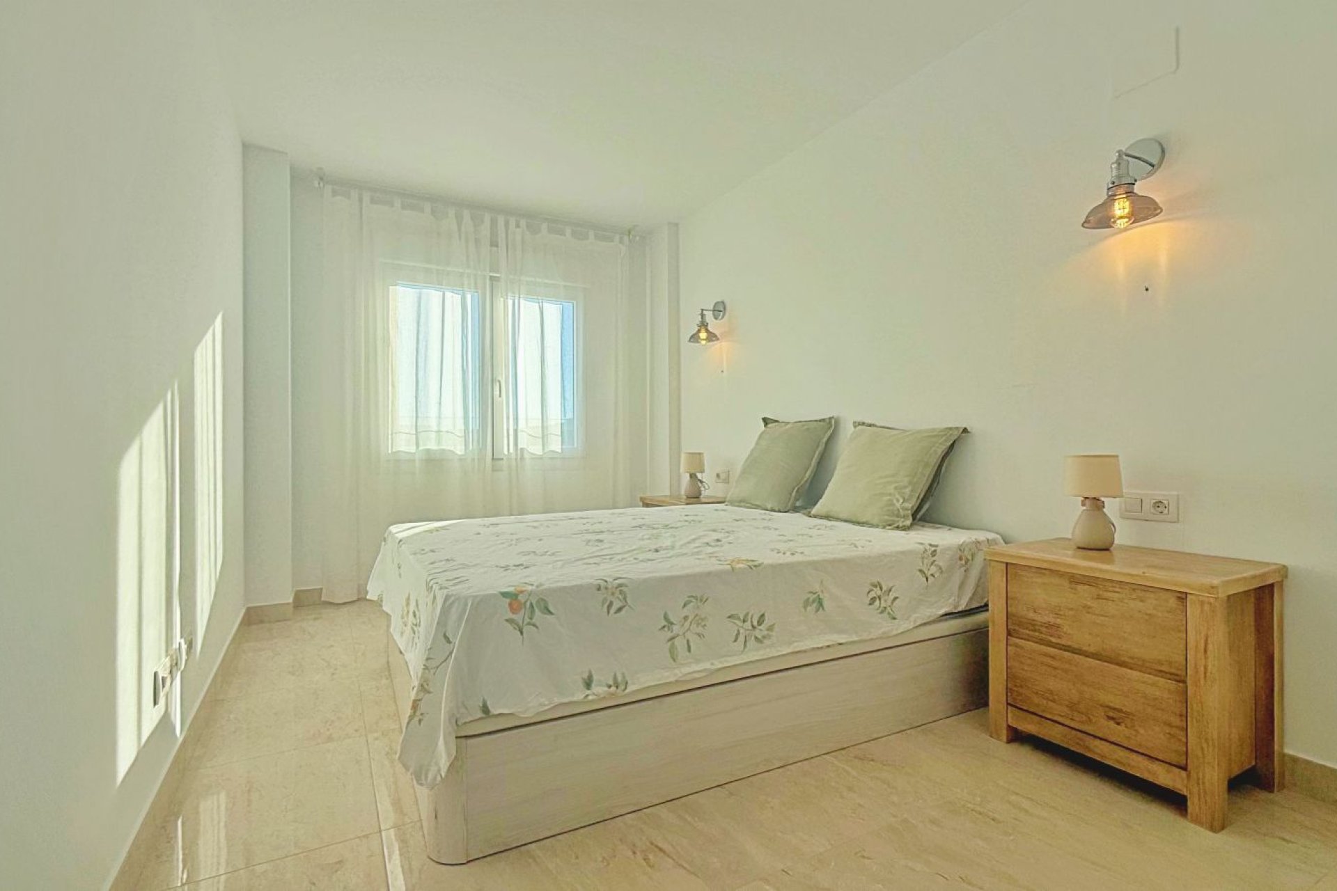Resale - Apartment -
Torrevieja - Punta Prima