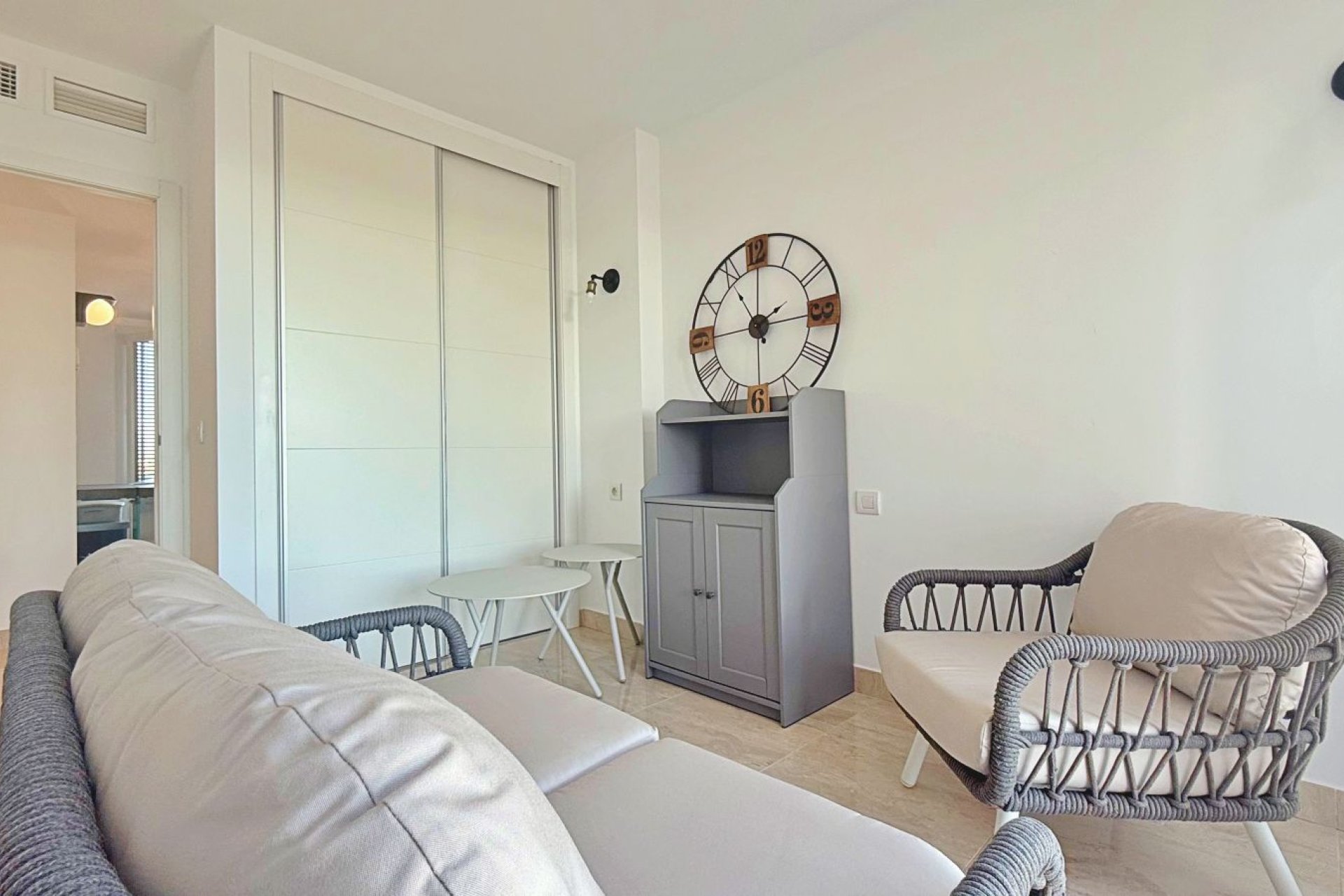 Resale - Apartment -
Torrevieja - Punta Prima