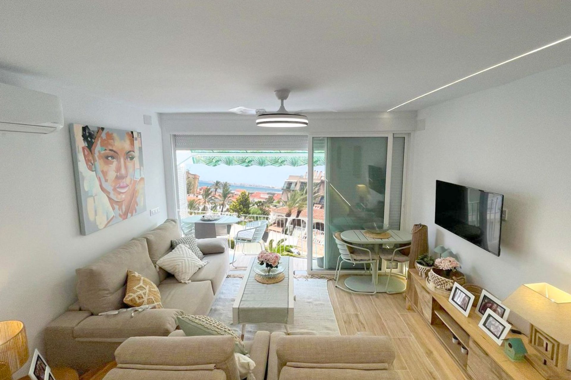 Resale - Apartment -
Torrevieja - Punta Prima