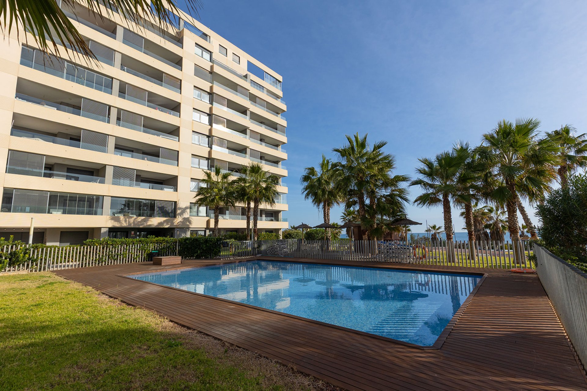Resale - Apartment -
Torrevieja - Punta Prima