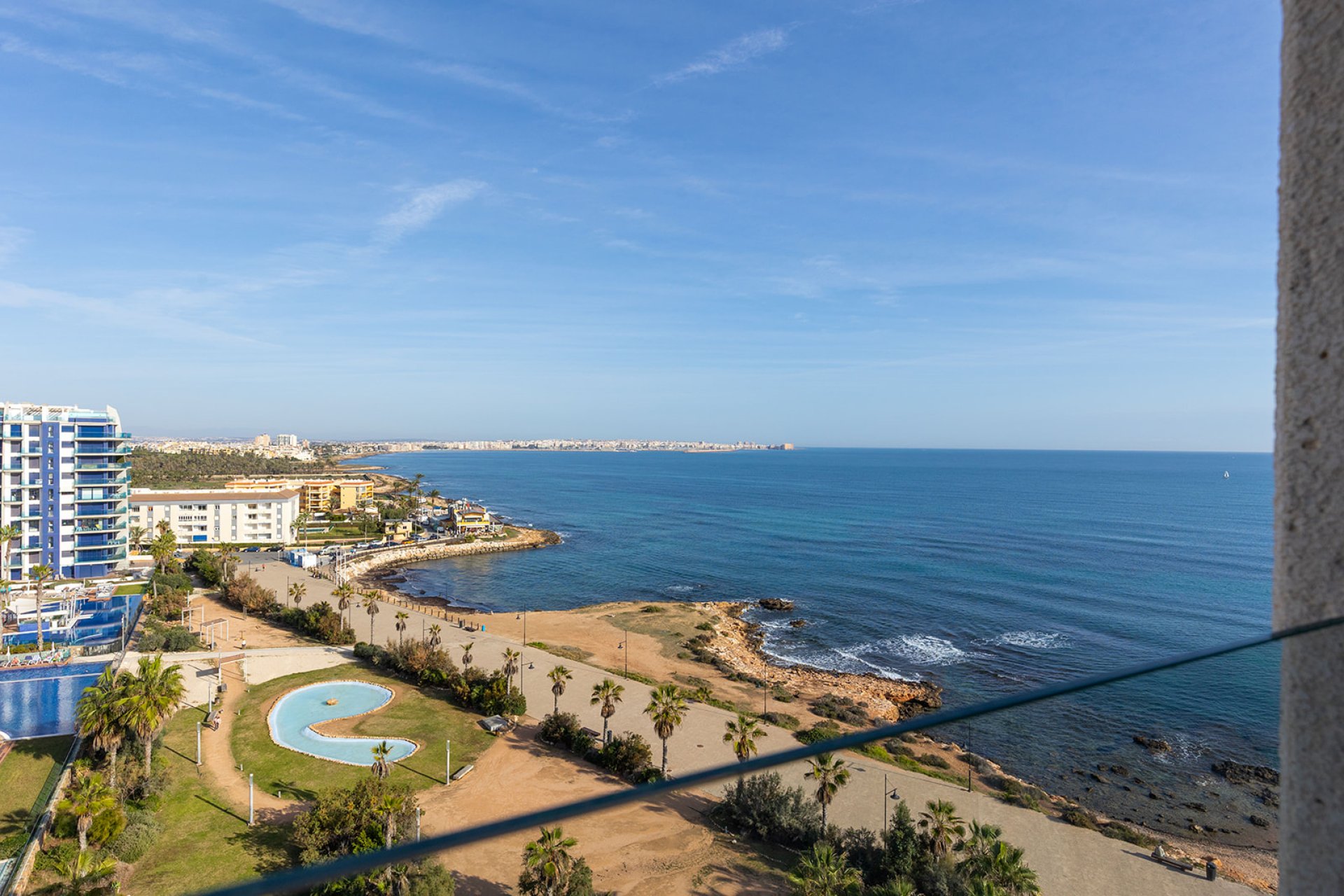 Resale - Apartment -
Torrevieja - Punta Prima