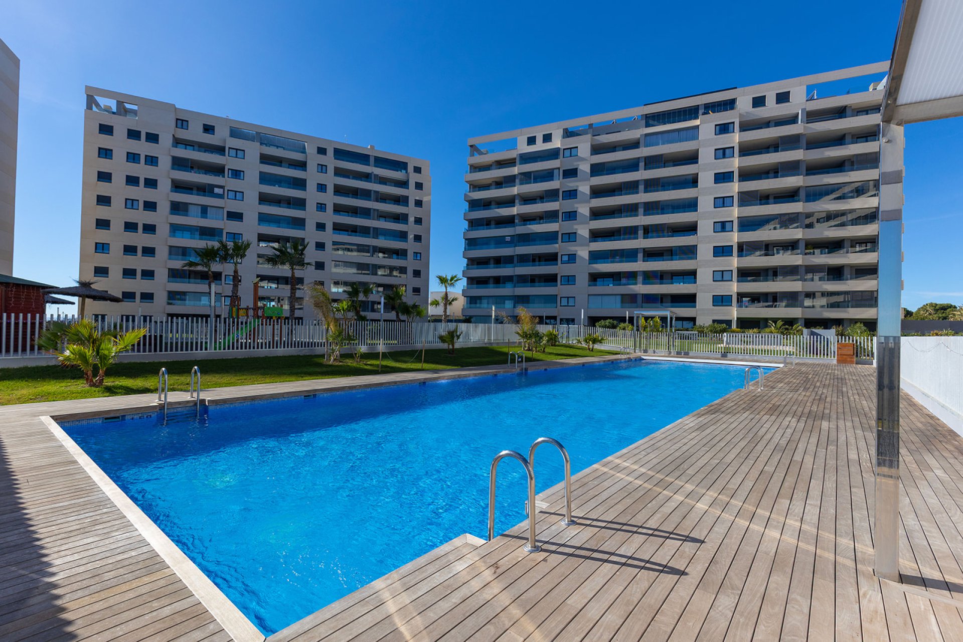 Resale - Apartment -
Torrevieja - Punta Prima