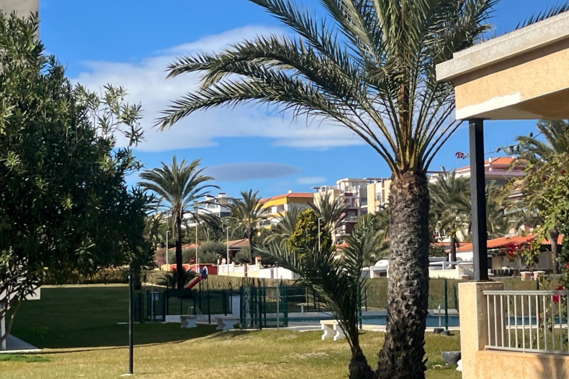 Resale - Apartment -
Torrevieja - Punta Prima