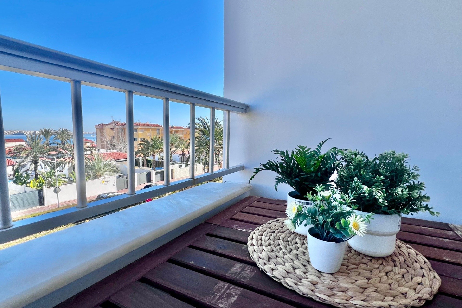 Resale - Apartment -
Torrevieja - Punta prima