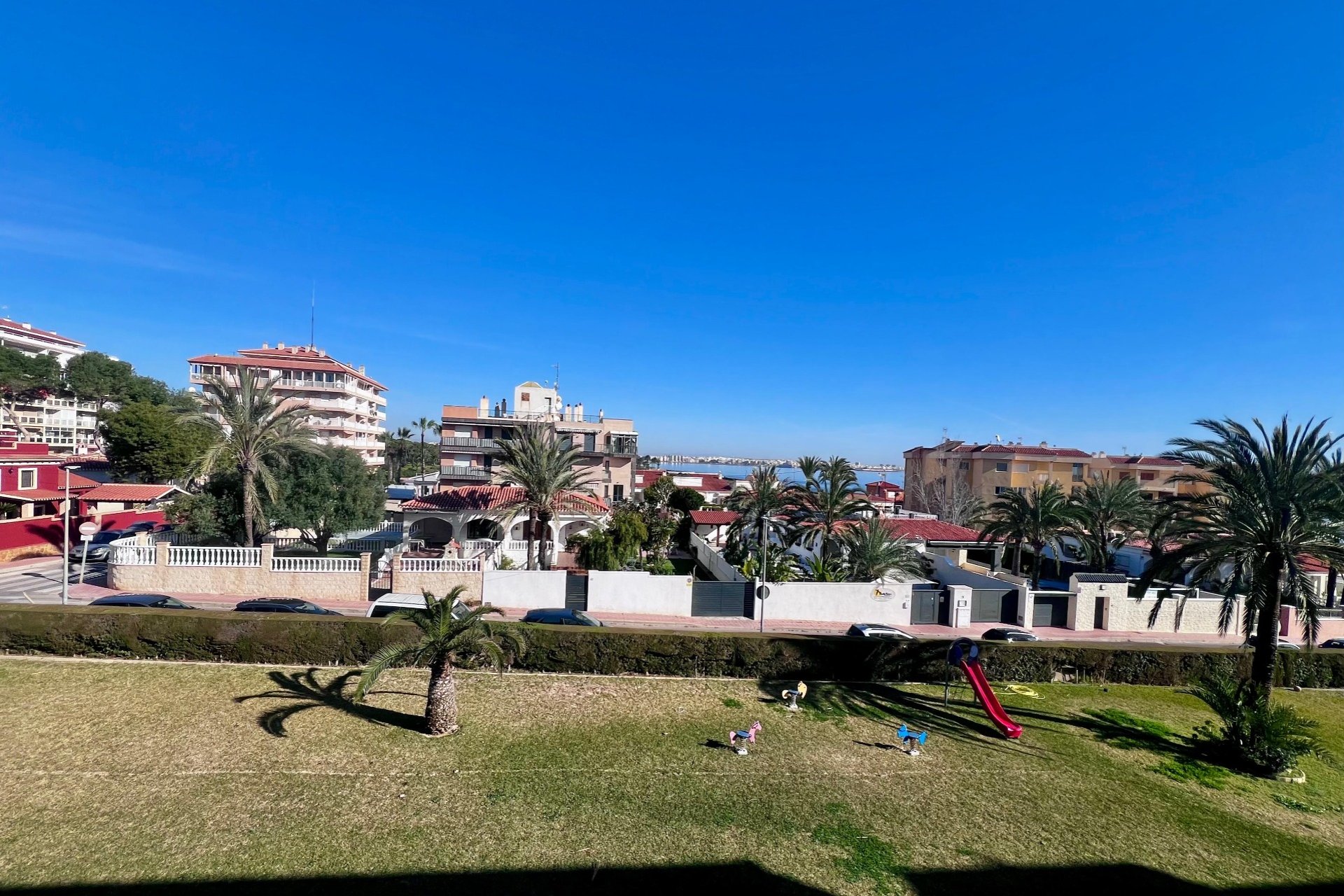 Resale - Apartment -
Torrevieja - Punta prima