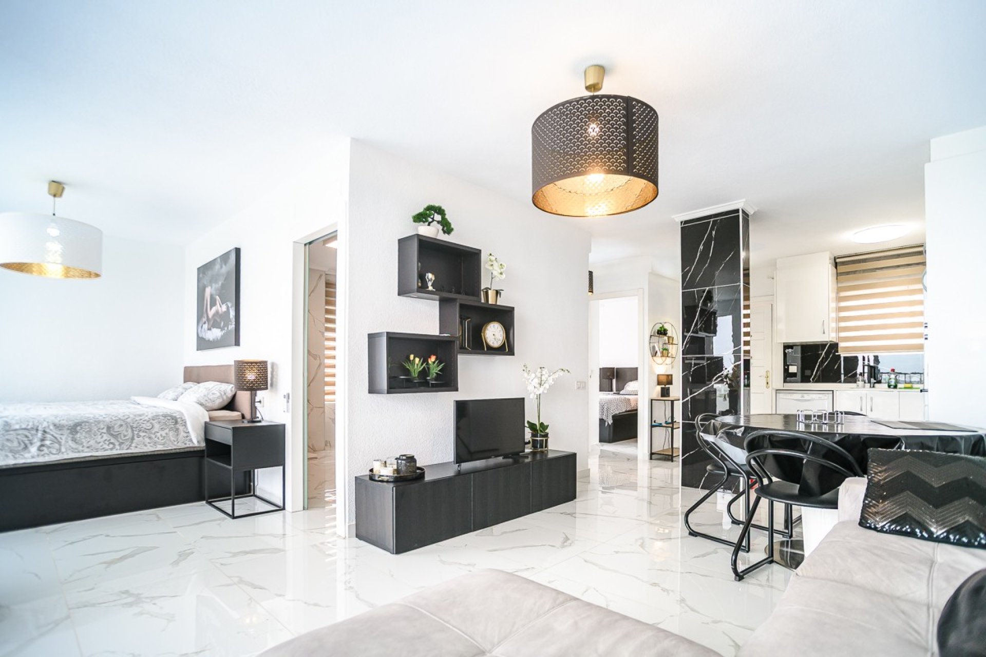 Resale - Apartment -
Torrevieja - Punta Prima