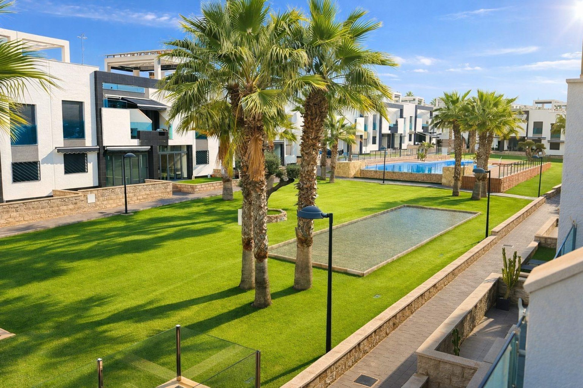Resale - Apartment -
Torrevieja - Punta Prima