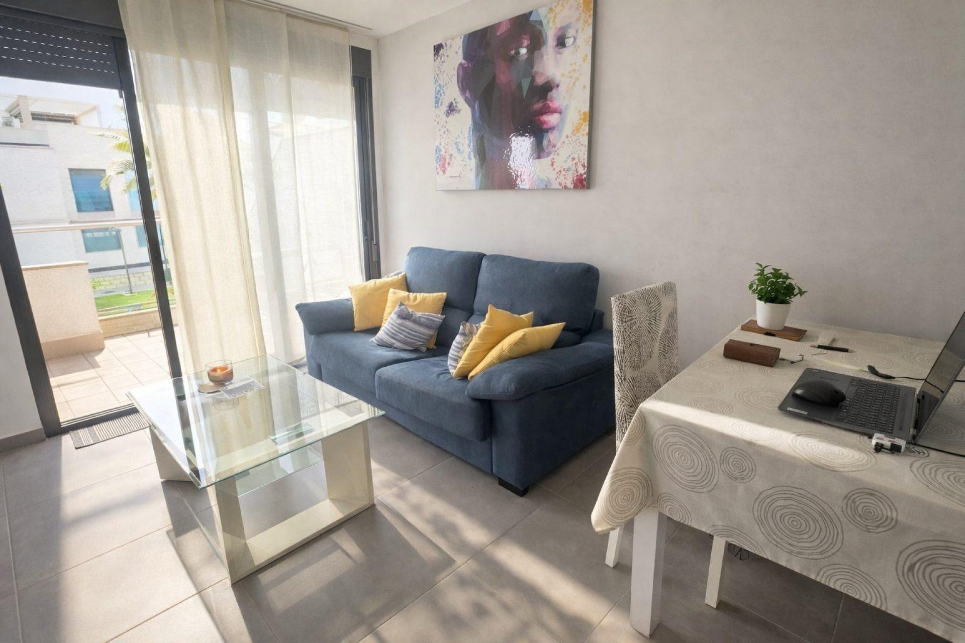 Resale - Apartment -
Torrevieja - Punta Prima