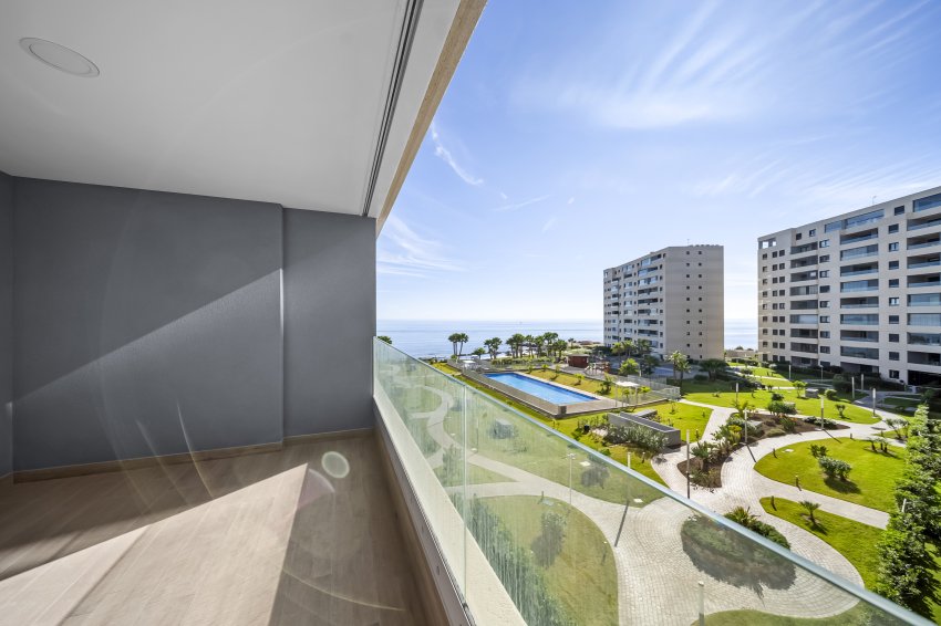 Resale - Apartment -
Torrevieja - Punta prima