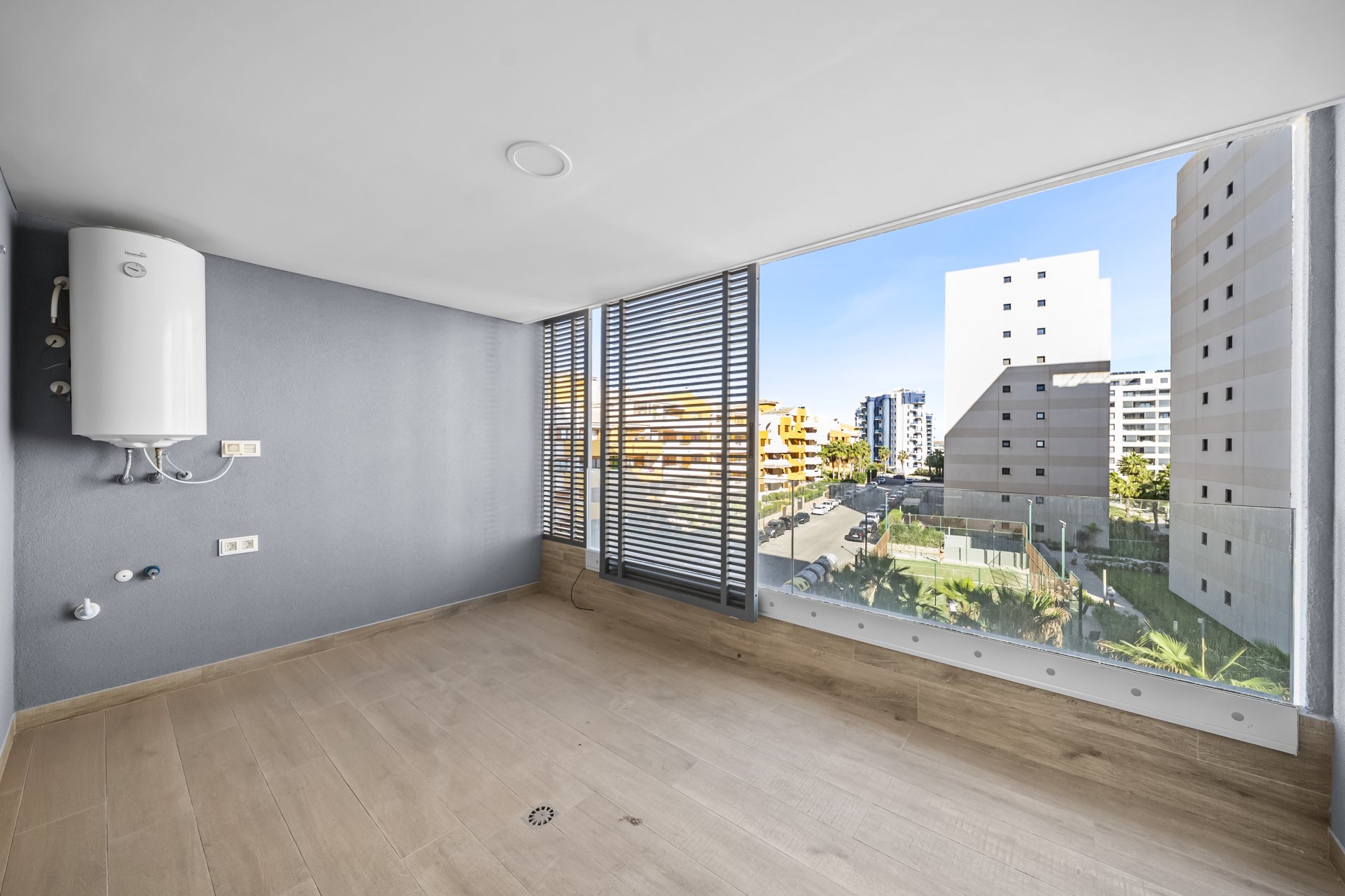 Resale - Apartment -
Torrevieja - Punta prima