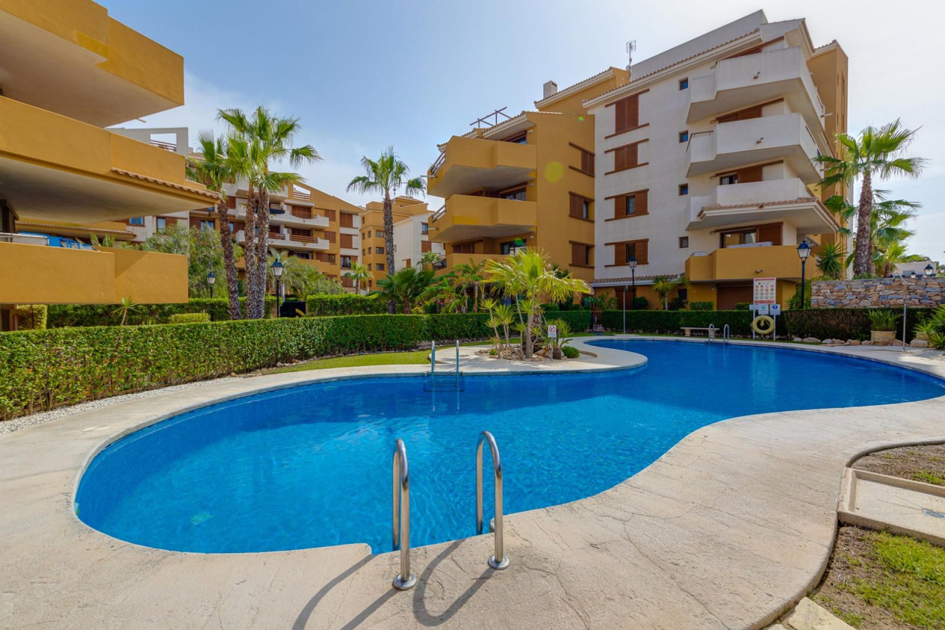 Resale - Apartment -
Torrevieja - Punta Prima