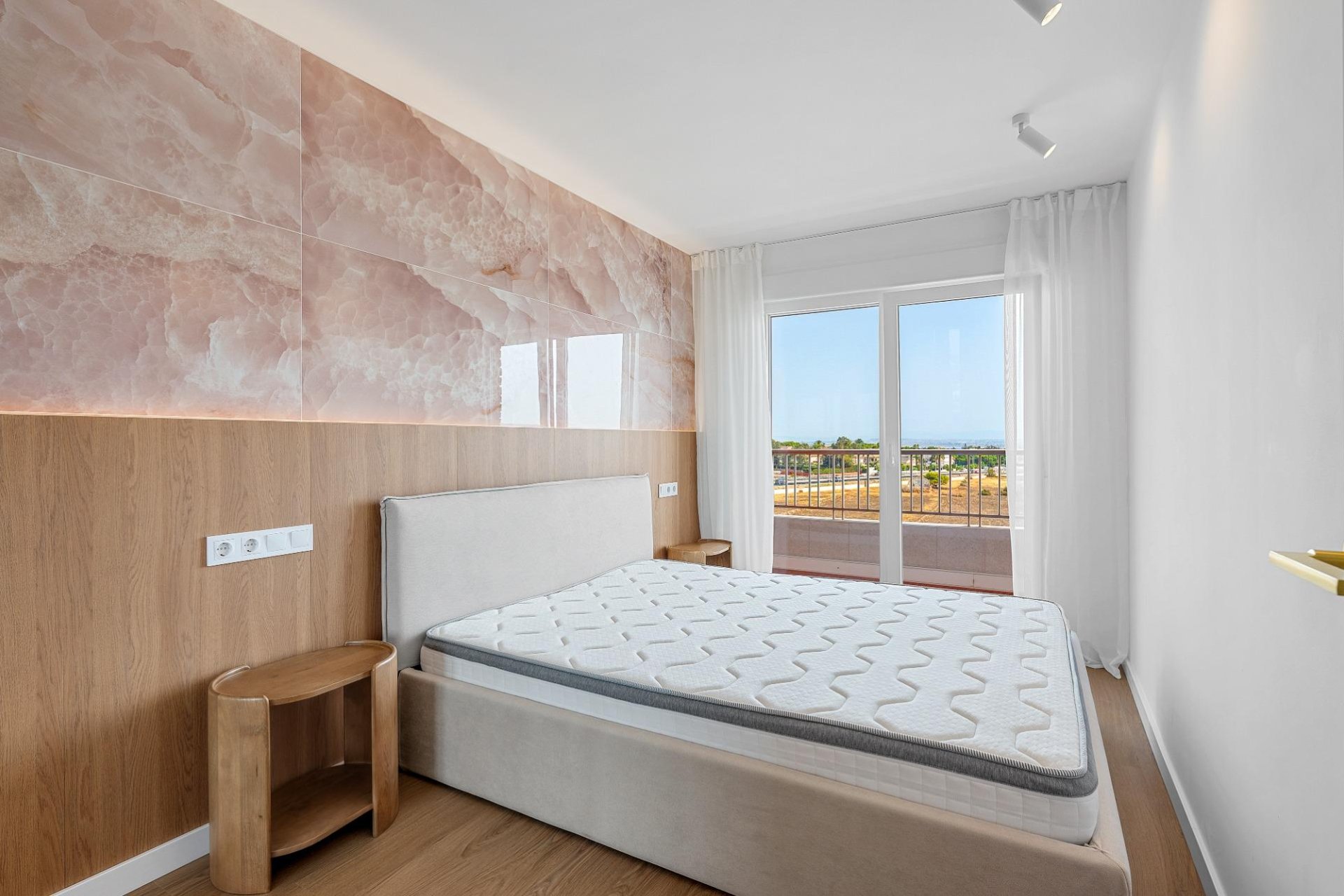 Resale - Apartment -
Torrevieja - Punta prima