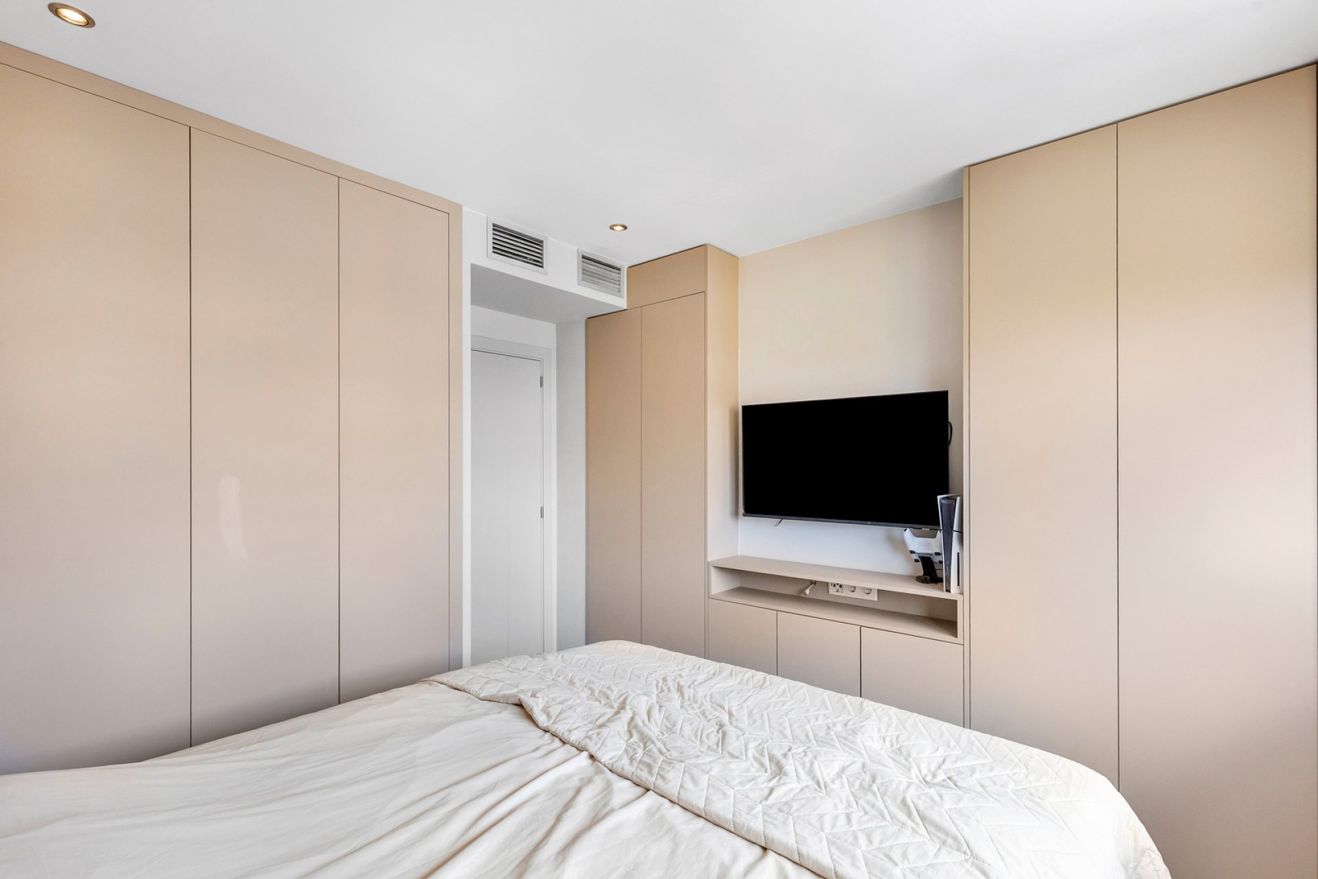 Resale - Apartment -
Torrevieja - Punta Prima