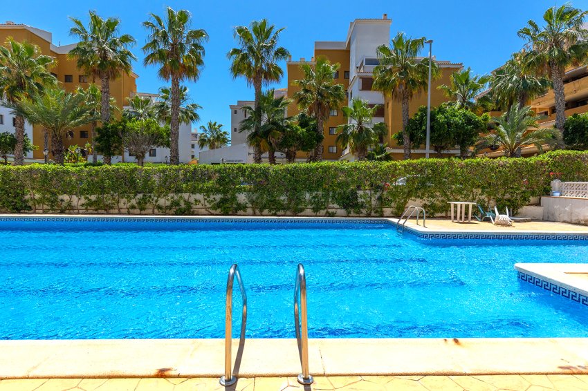 Resale - Apartment -
Torrevieja - Rocio del mar