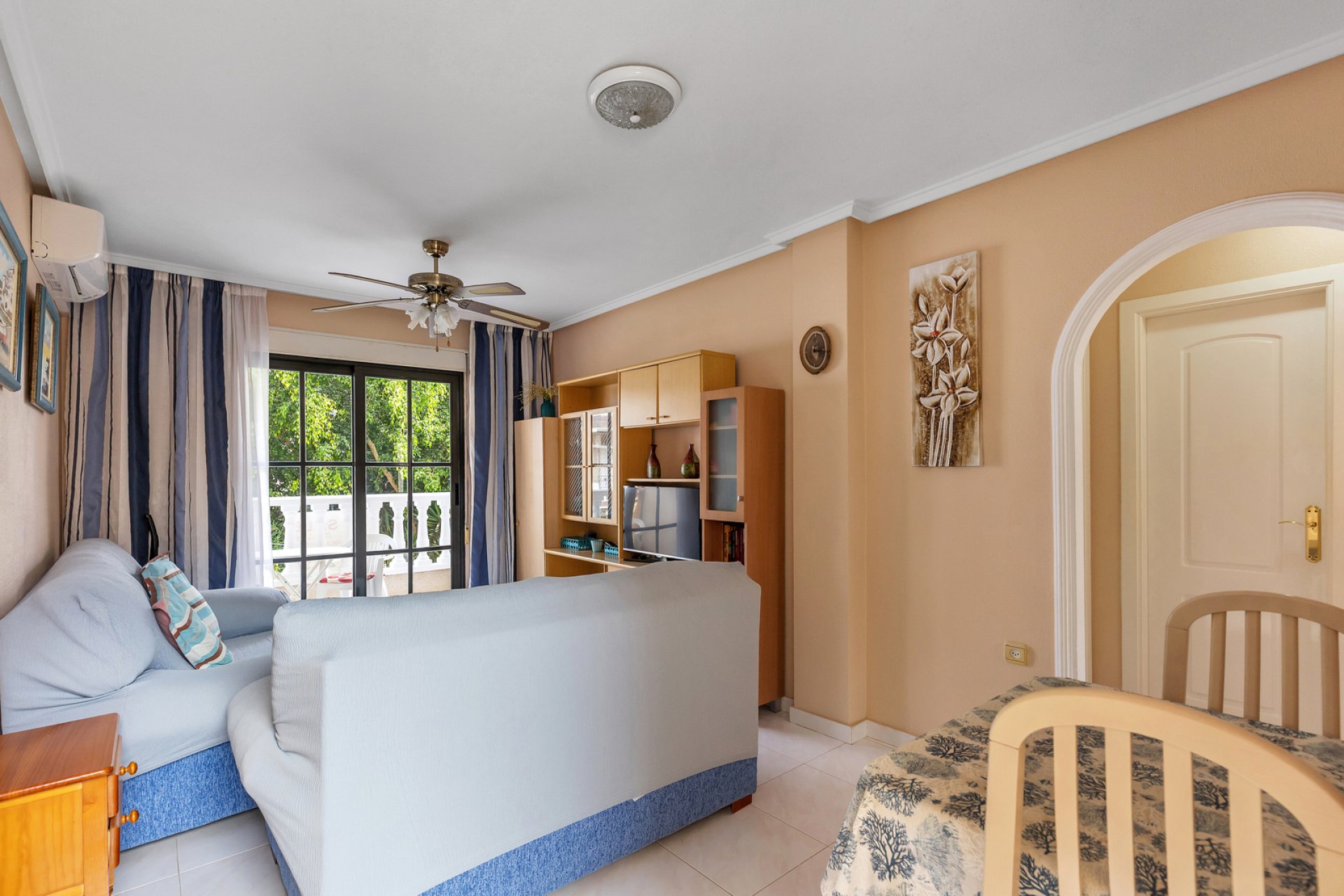 Resale - Apartment -
Torrevieja - Rocio del mar