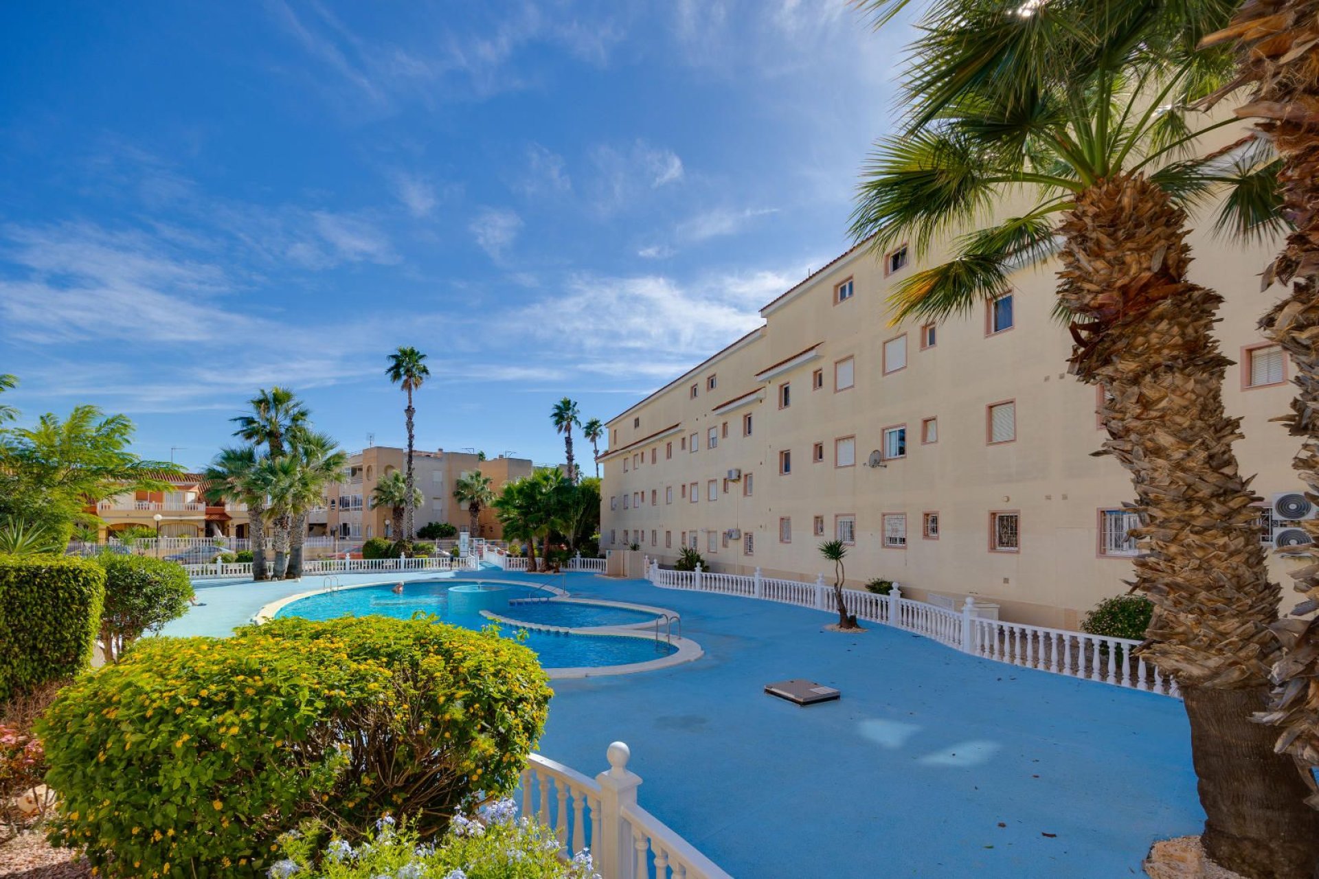 Resale - Apartment -
Torrevieja - San luis