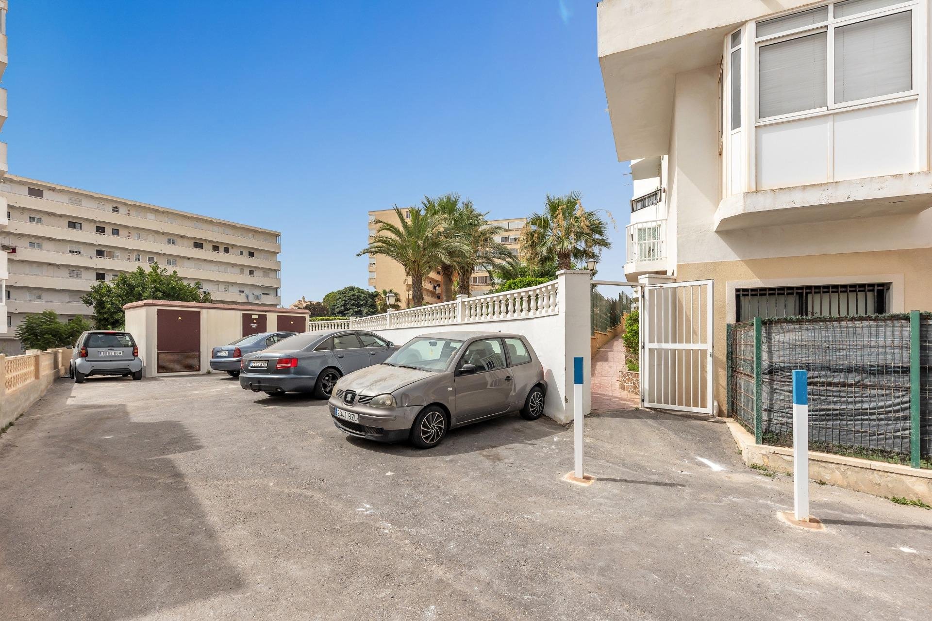 Resale - Apartment -
Torrevieja - Torreblanca