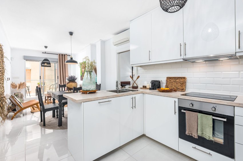 Resale - Apartment -
Torrevieja