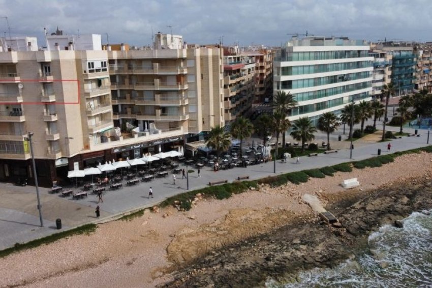 Resale - Apartment -
Torrevieja