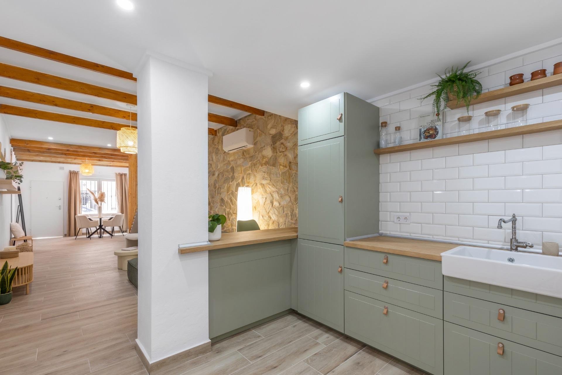 Resale - Apartment -
Torrevieja