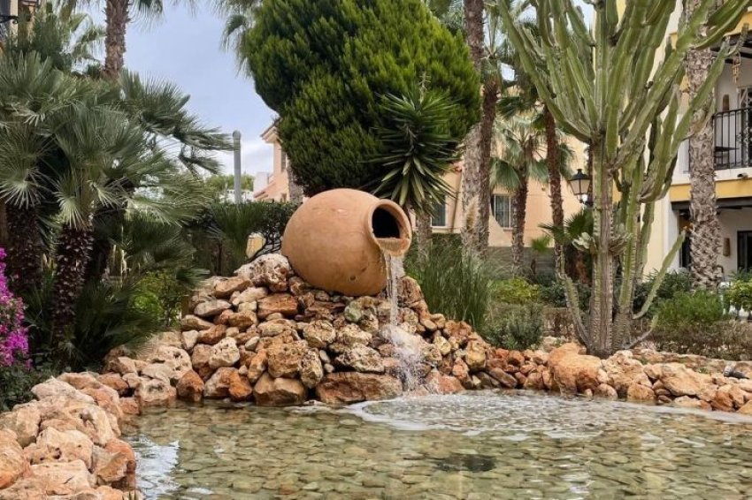 Resale - Apartment -
Torrevieja