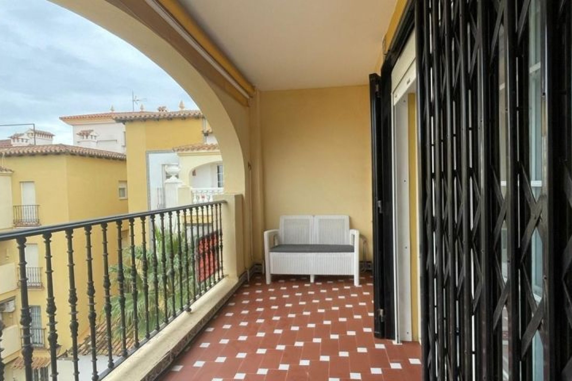 Resale - Apartment -
Torrevieja