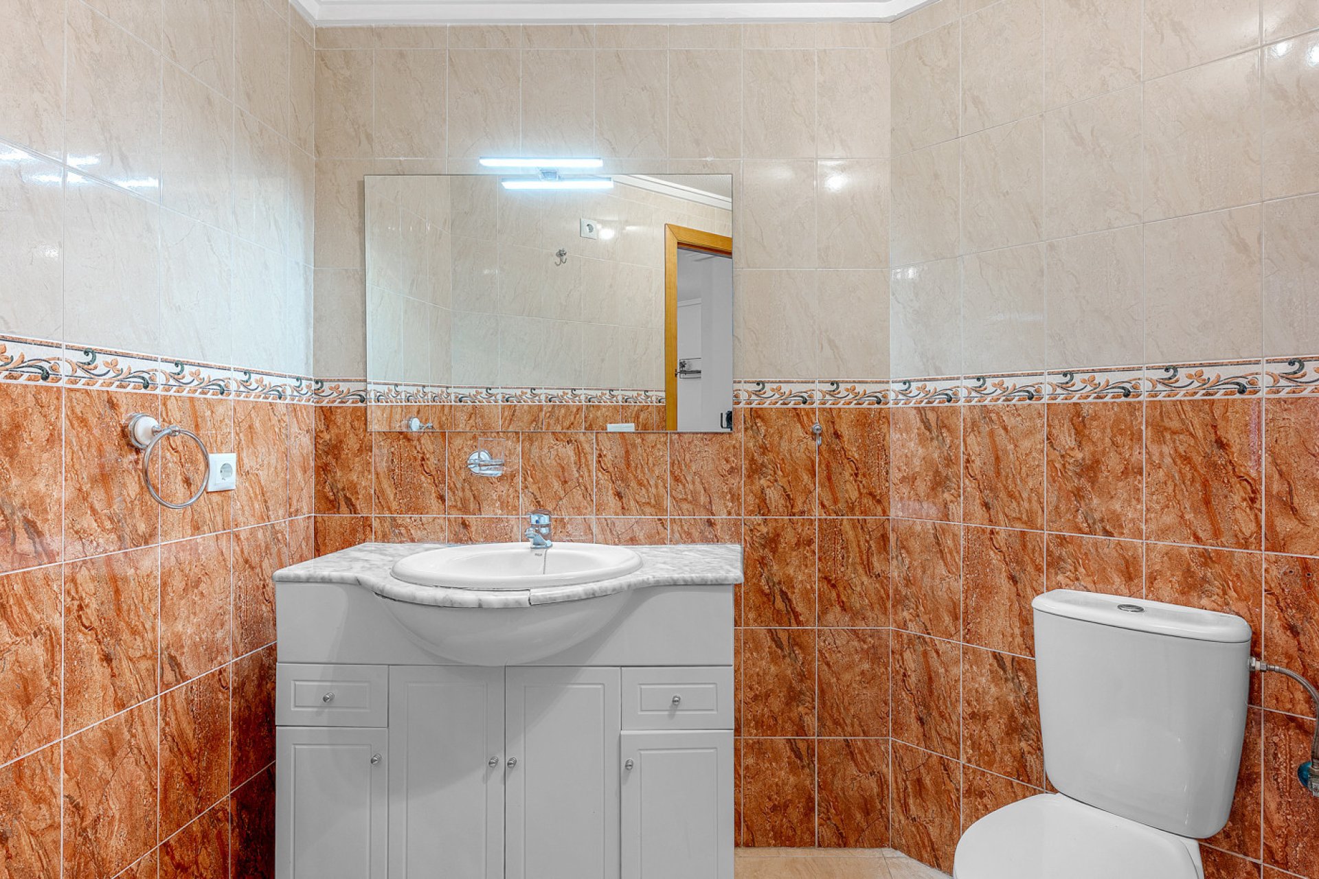 Resale - Apartment -
Torrevieja