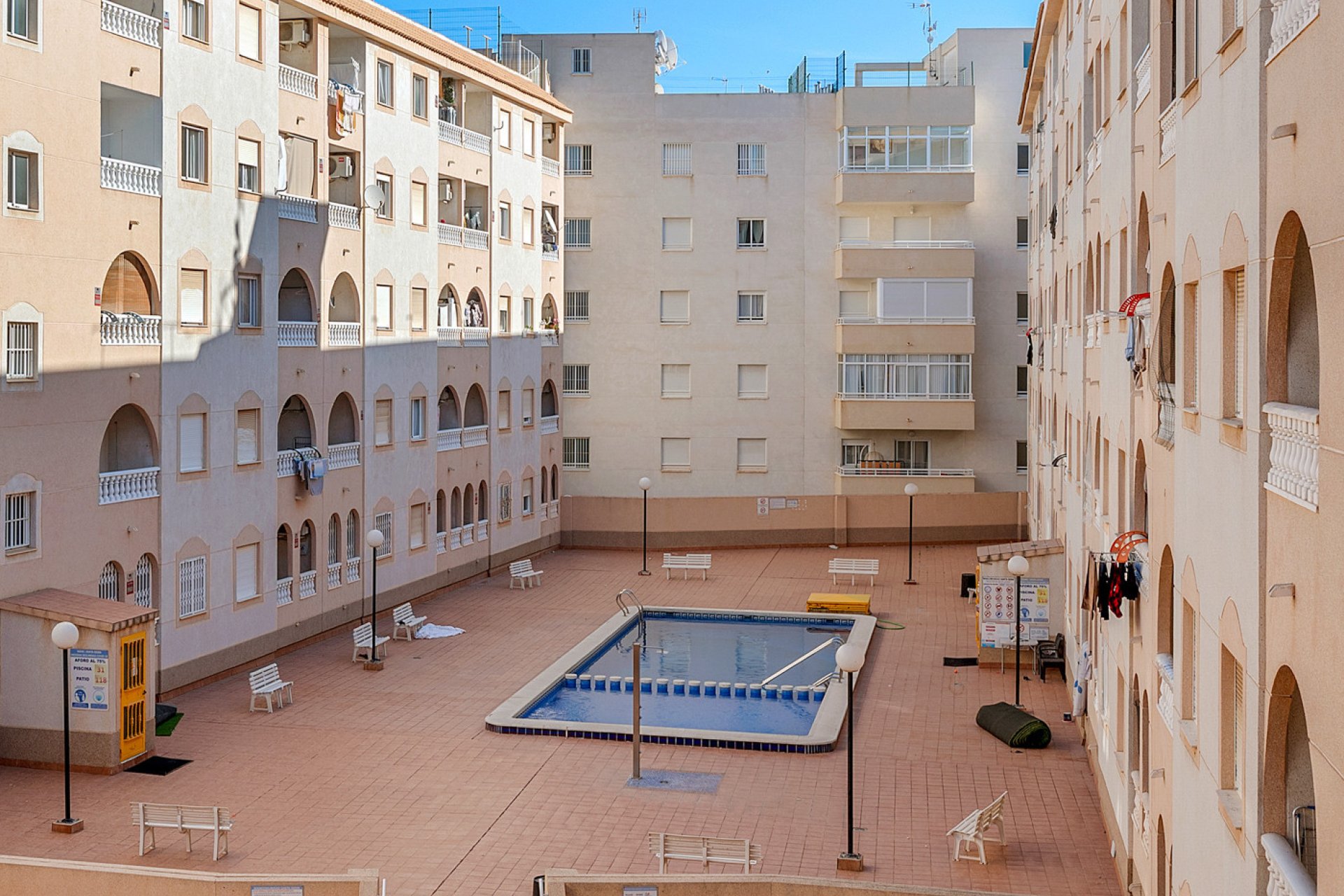 Resale - Apartment -
Torrevieja