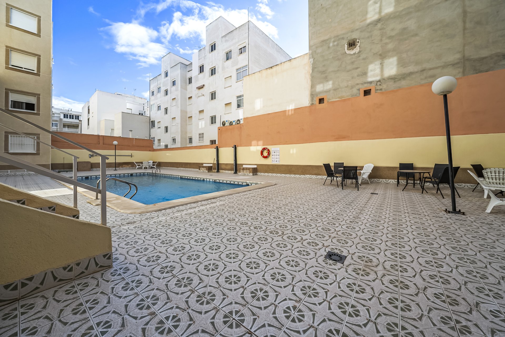 Resale - Apartment -
Torrevieja