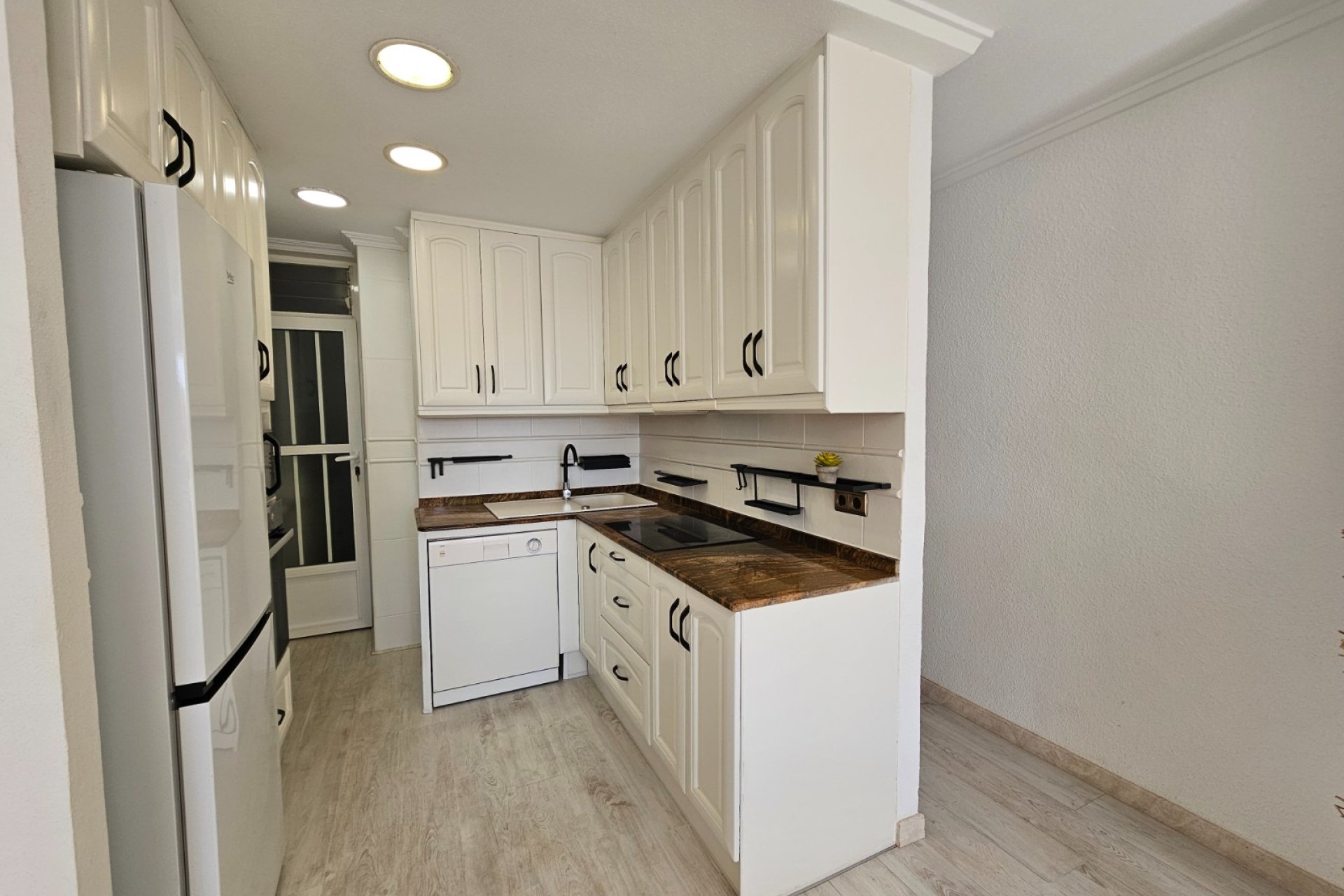 Resale - Apartment -
Torrevieja