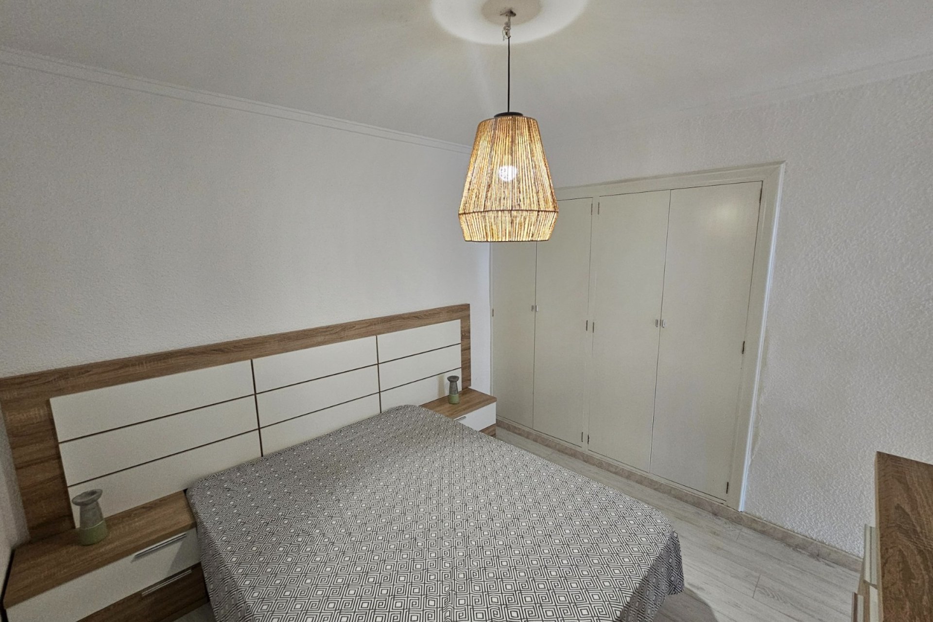 Resale - Apartment -
Torrevieja